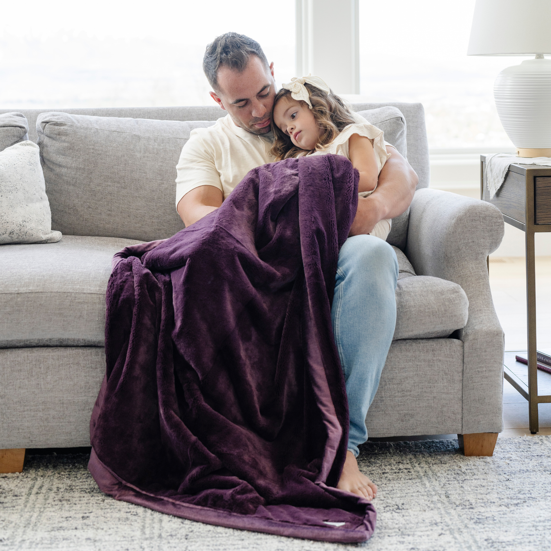 Saranoni lush toddler blanket, incredibly soft and cozy.