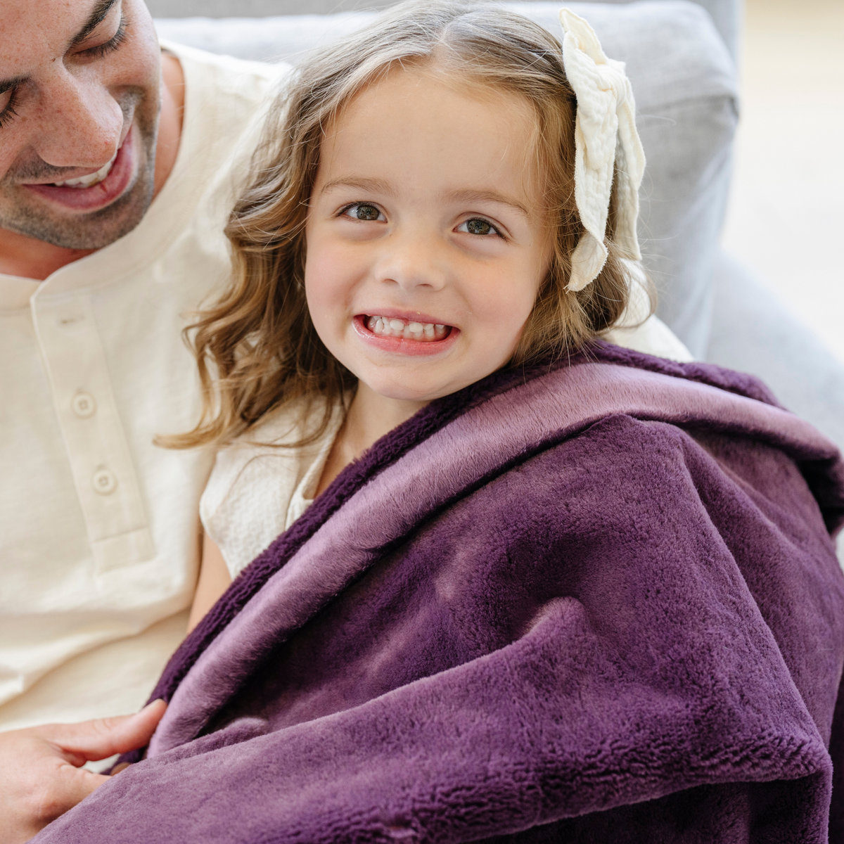 Saranoni Lush Toddler Blanket, incredibly soft and luxurious.
