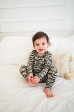 Harp Angel Boutique Soft Bamboo Camo Pajama Set with Snug Fit for Comfortable Babies - Apparel & Accessories > Clothing > Baby & Toddler Clothing > Baby & Toddler Sleepwear Zipper