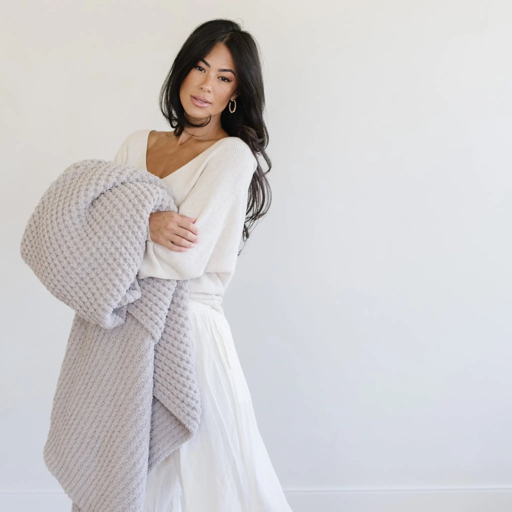 Waffle Knit Throw Blanket Soft Luxury by Saranoni Cozy Saranoni Everetts Place Boutique