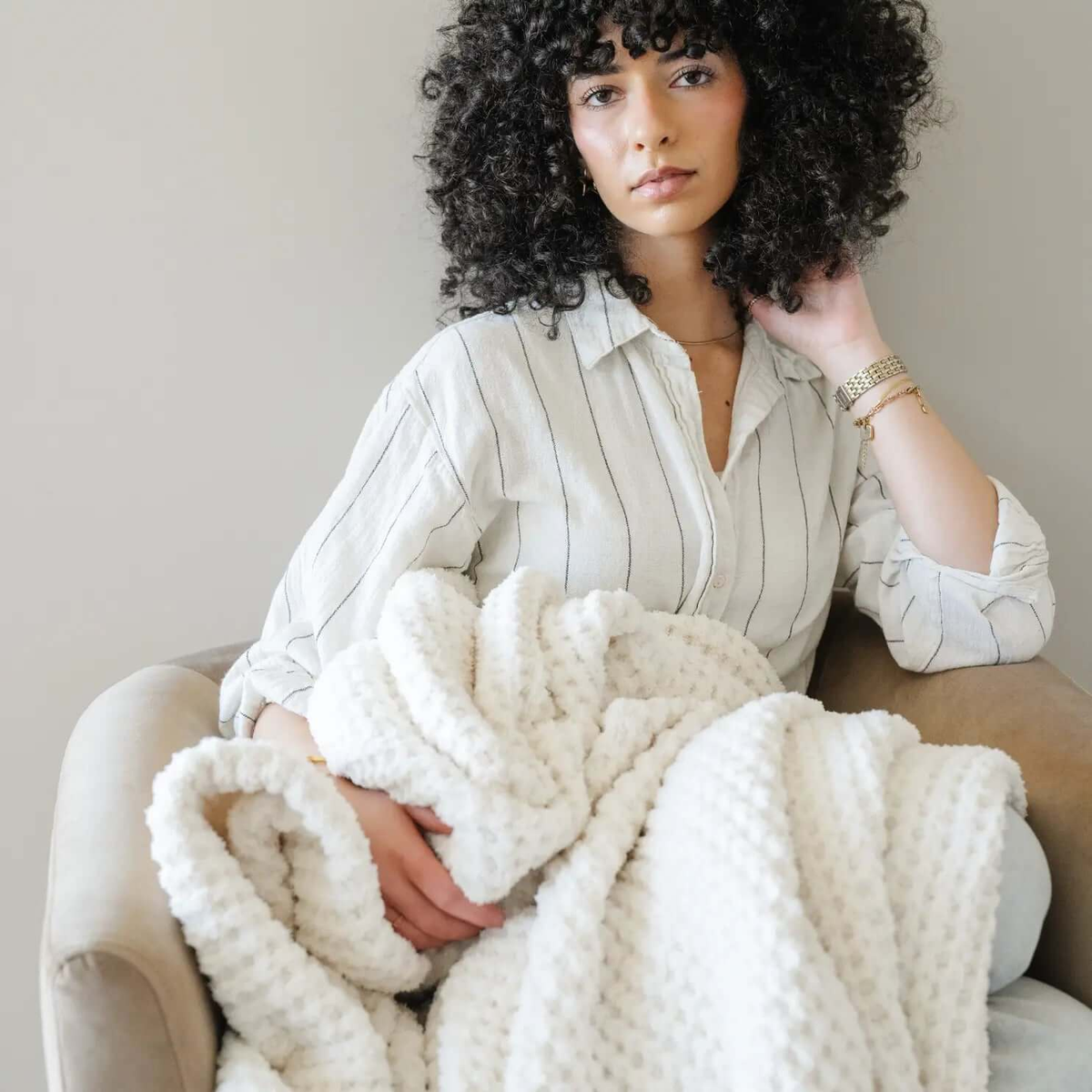 Waffle Knit Throw Blanket Soft Luxury by Saranoni Cozy - Everetts Place Boutique - 