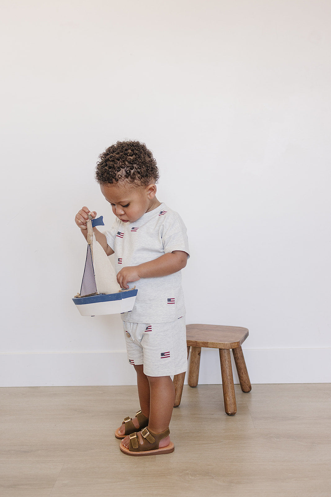 Mebie Baby organic Flag Button Short Set for baby.