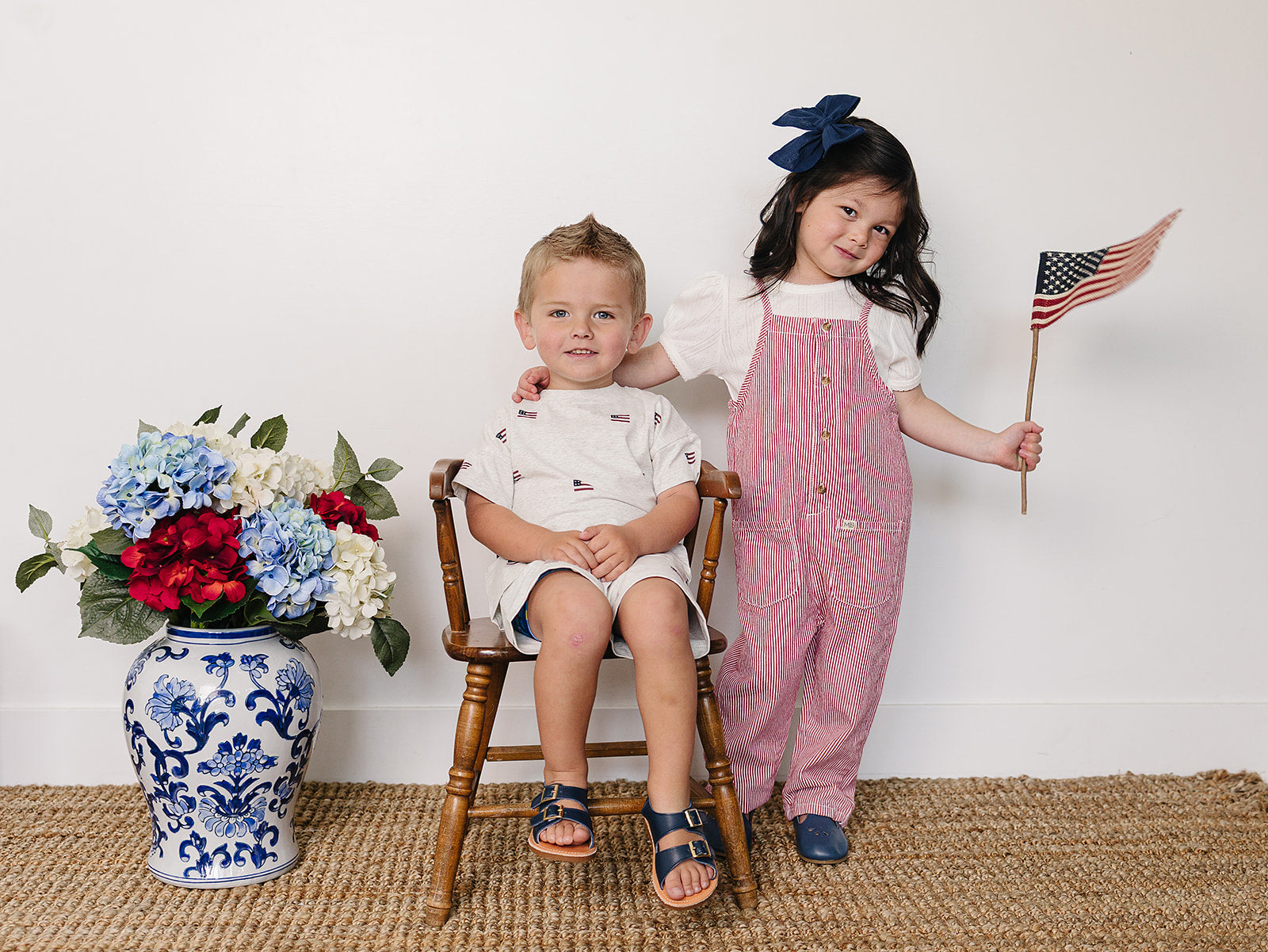 Mebie Baby Flag Button Short Set. Organic cotton baby outfit.
