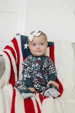 Mebie Baby American Flag soft plush baby blanket.