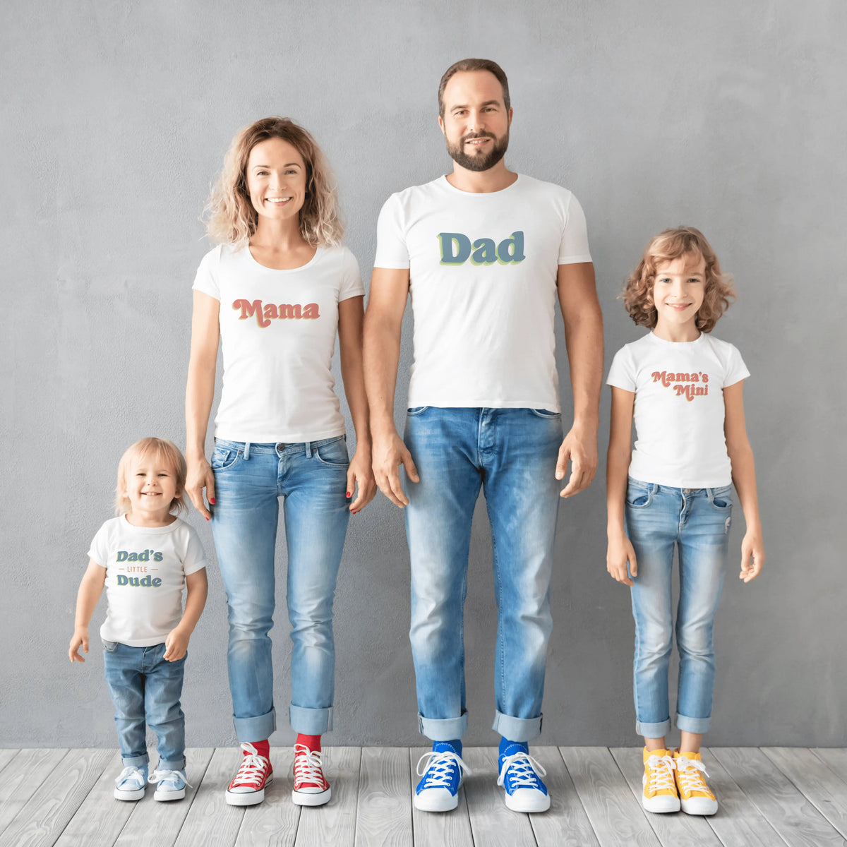 Finn + Emma adult graphic tee | mama - 