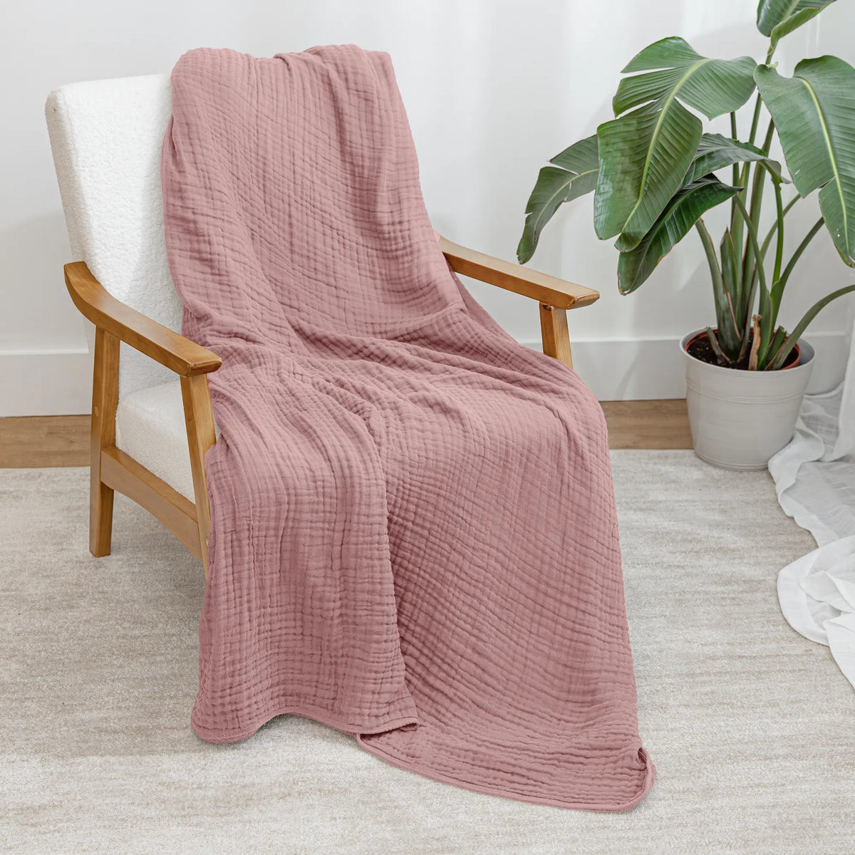 Comfy Cubs Adult Muslin Blanket in Mauve - 