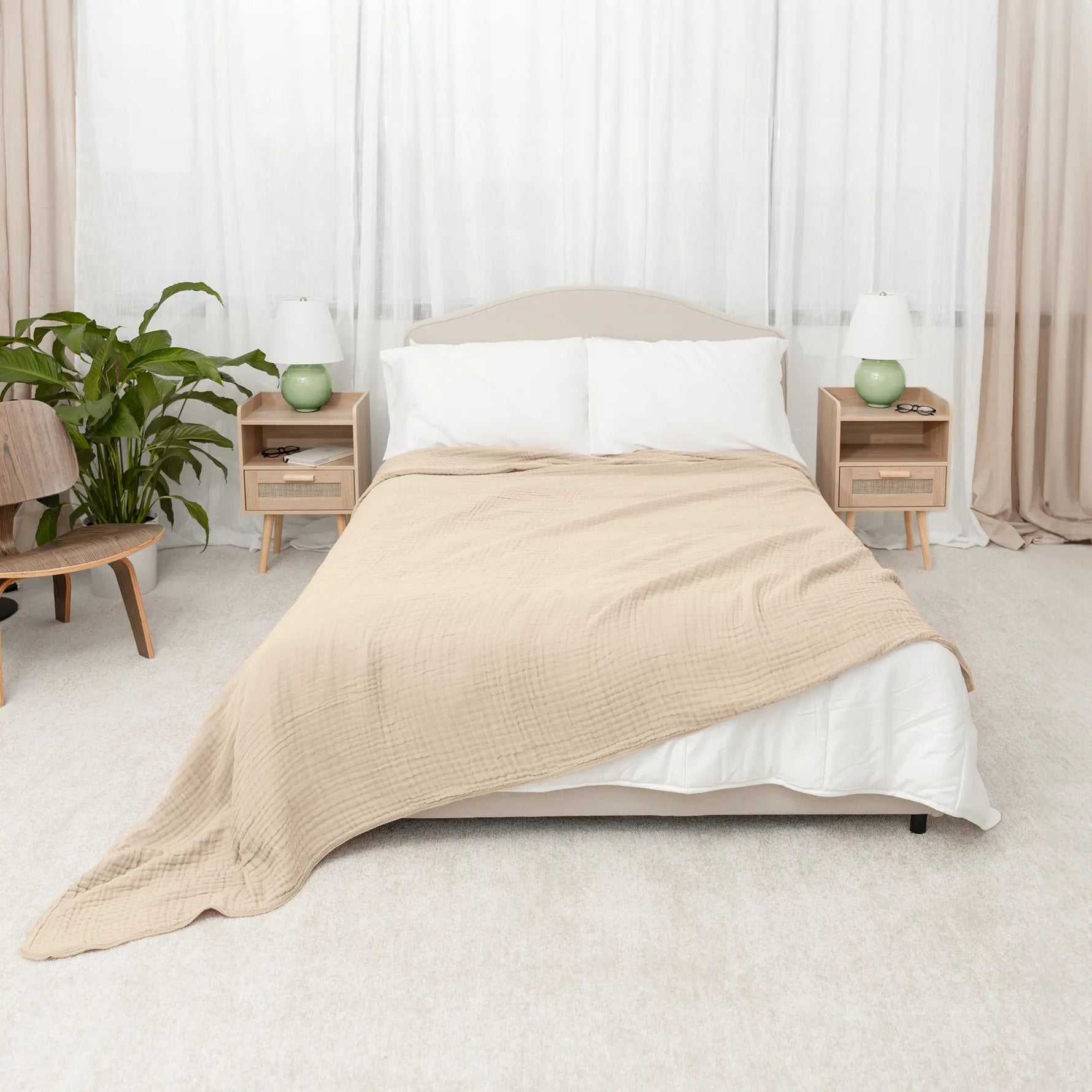 Comfy Cubs Adult Muslin Blanket in Sand - 