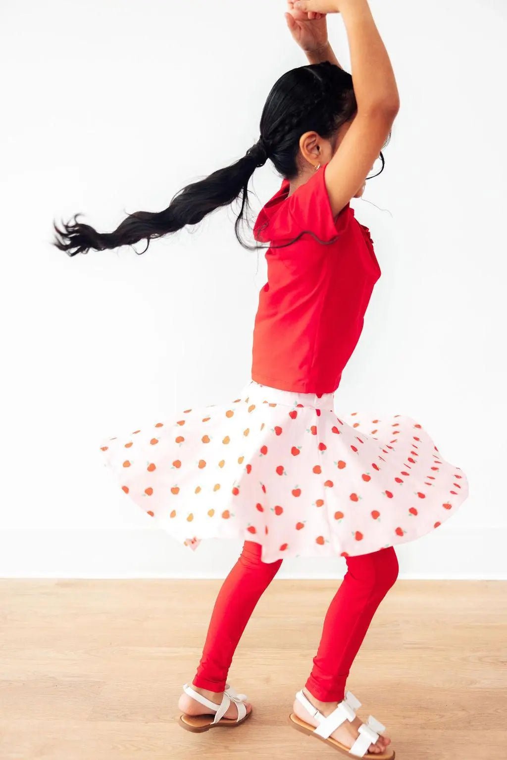 Mila & Rose ® An Apple a Day Twirl Skegging - 