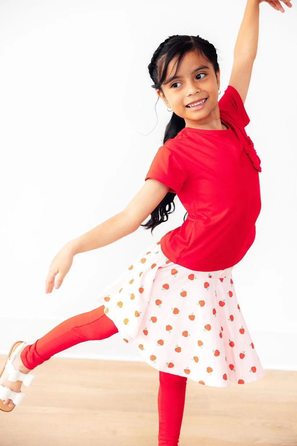 Mila & Rose ® An Apple a Day Twirl Skegging - 