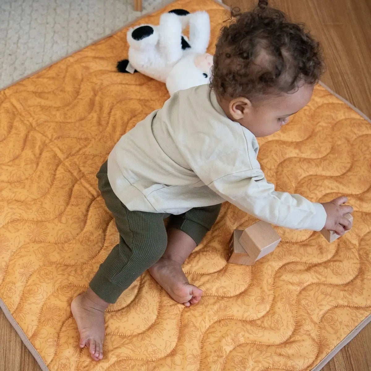 Kinder Cloth Diaper Co. Anywhere Adventure Play Mat, Featuring Quilted Wipeable Machine Washable Fabric - 