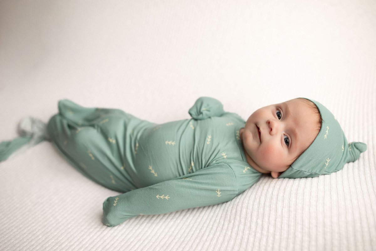 Three Little Tots Arrow Knotted Newborn Gown - 