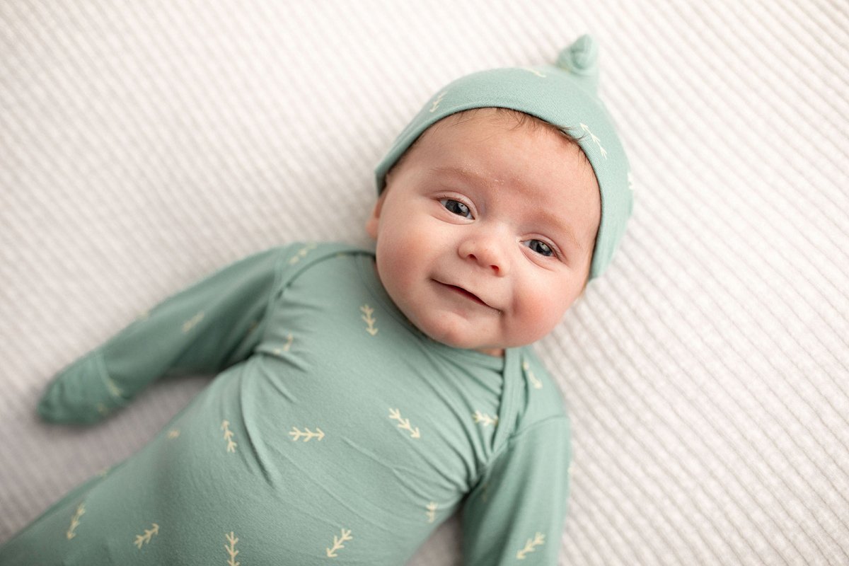 Three Little Tots Arrow Knotted Newborn Gown - 