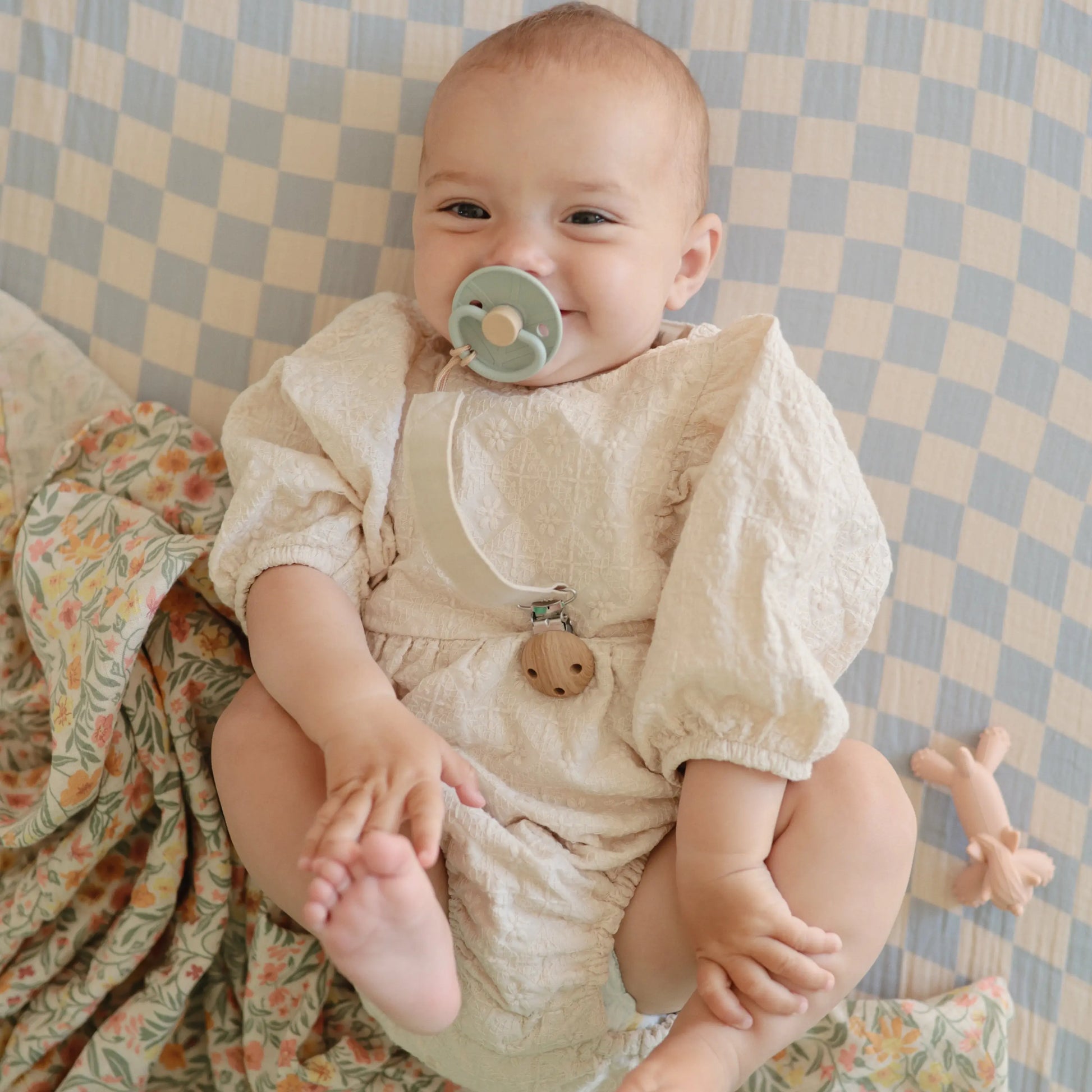 Organic Cotton Muslin Swaddle Blanket for Baby Cuddling and Nursing Mushie