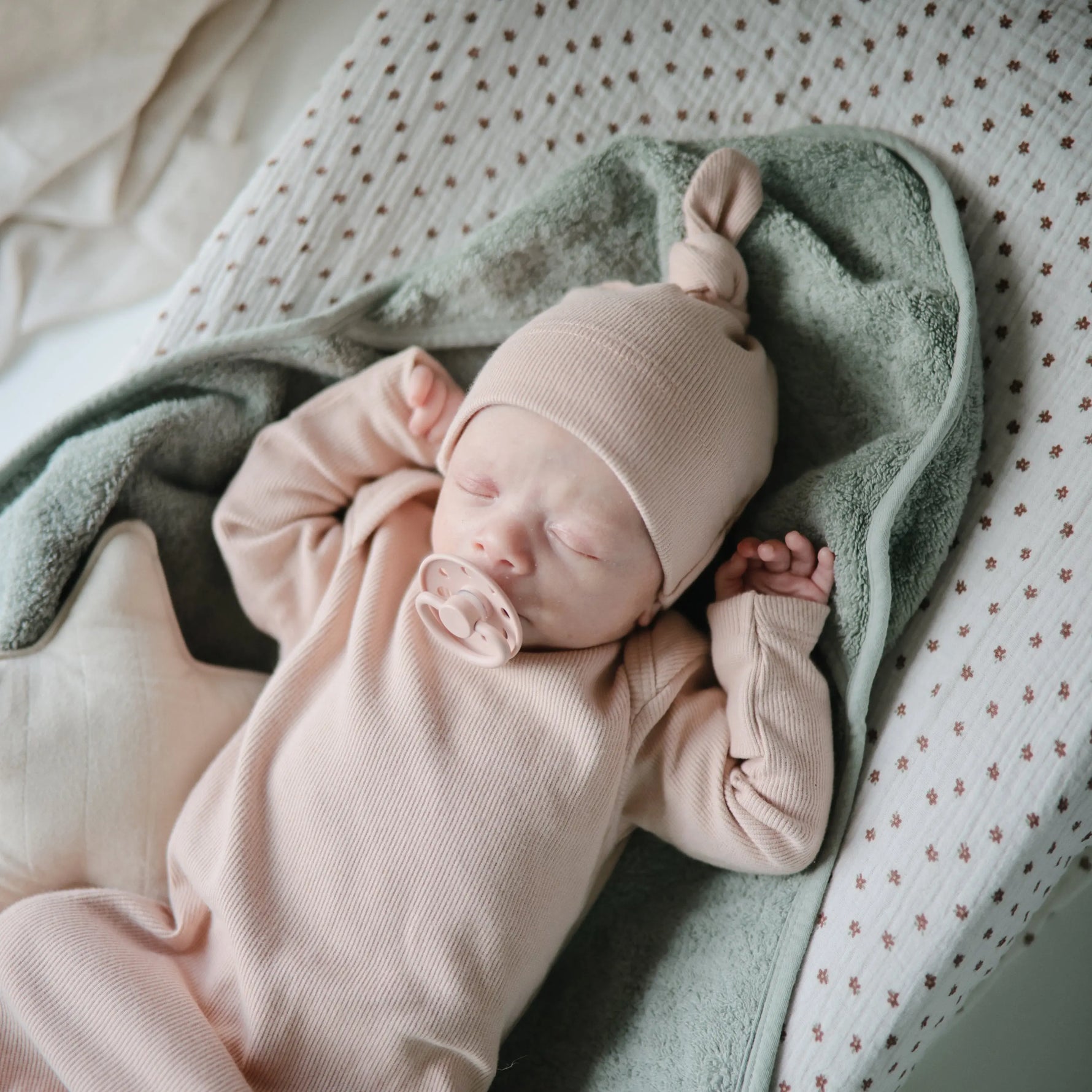 Mushie Extra Soft Muslin Changing Pad Cover 100 Percent Cotton Breathable and Cozy Design - Baby & Toddler > Diapering > Changing Mat & Tray Covers Changing Pad Cover
