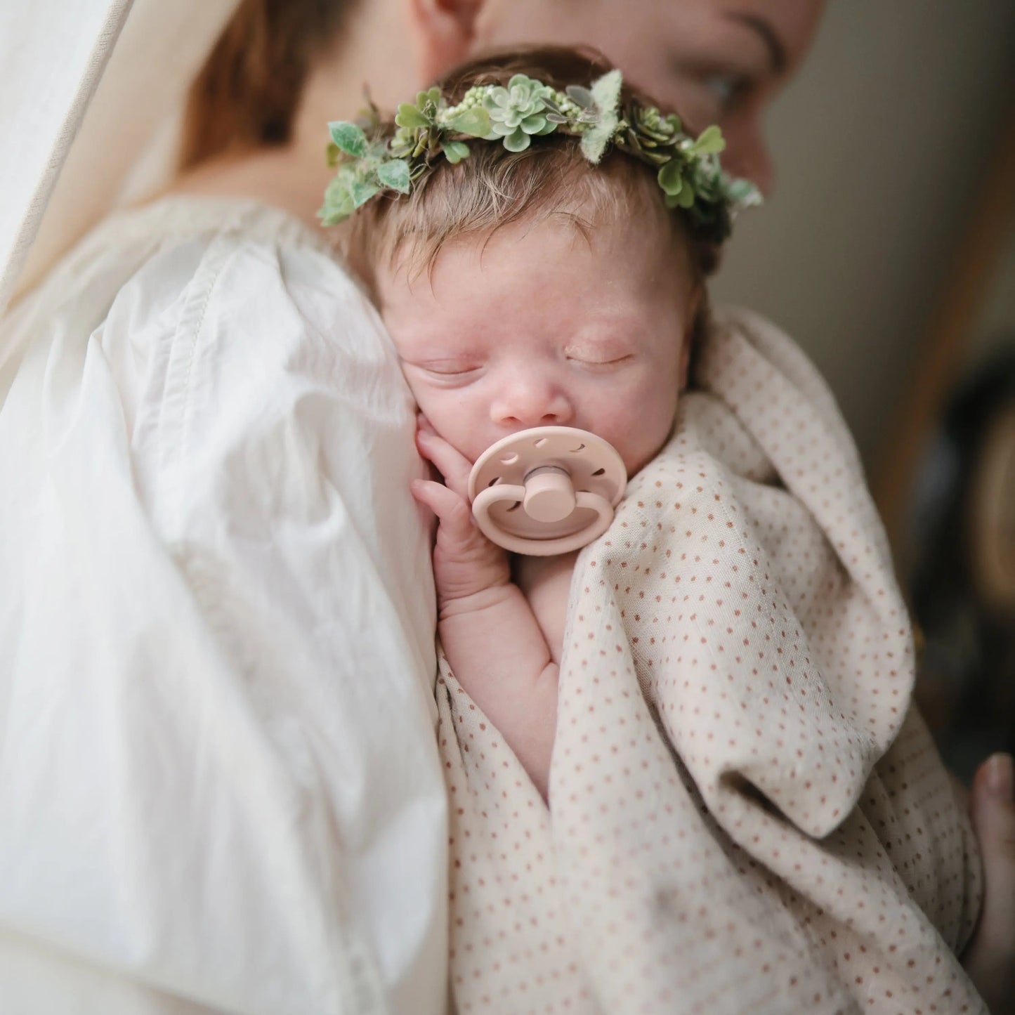 Organic Cotton Muslin Swaddle Blanket for Baby Cuddling and Nursing Mushie