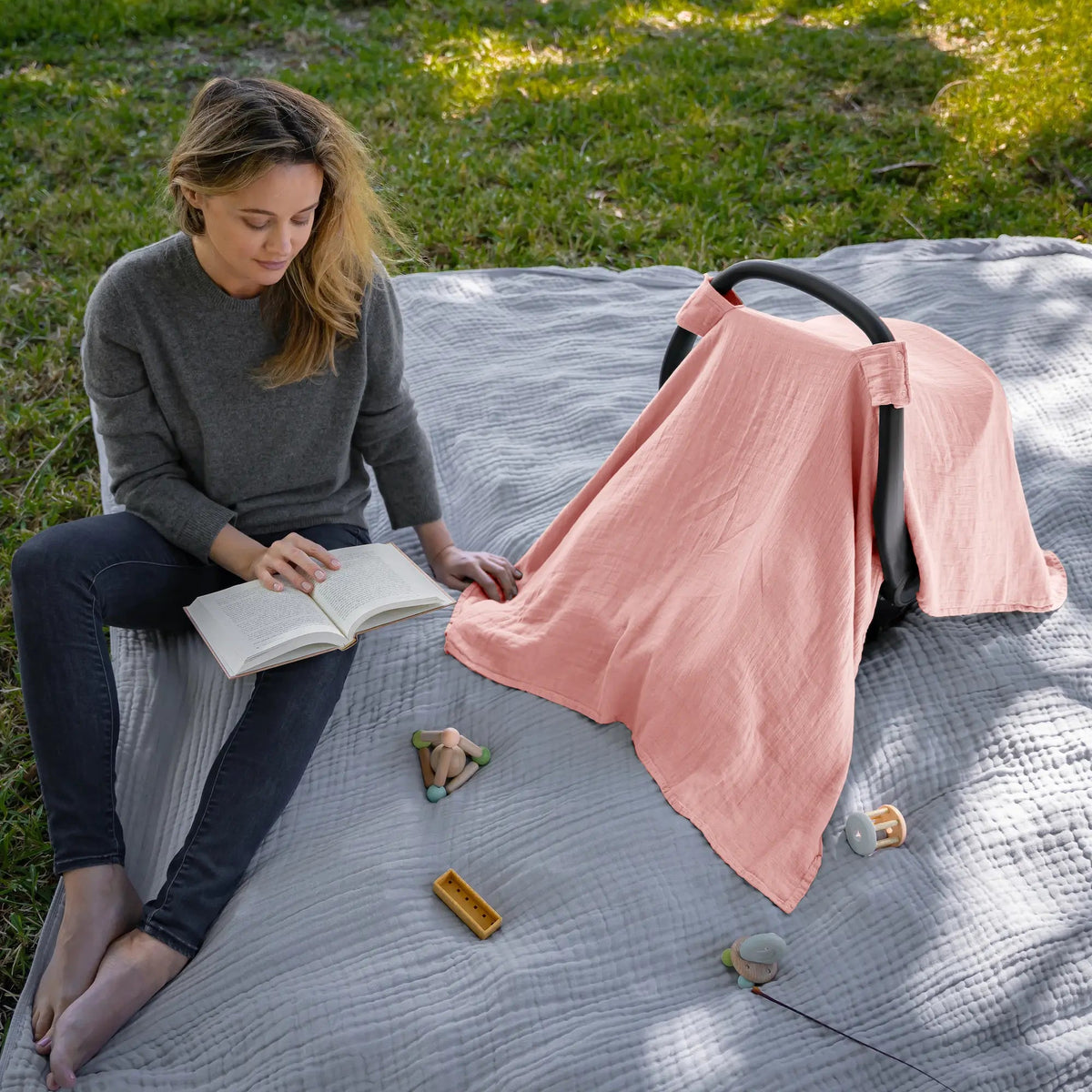 Comfy Cubs Baby Car Seat Cover in Bold Blush - 