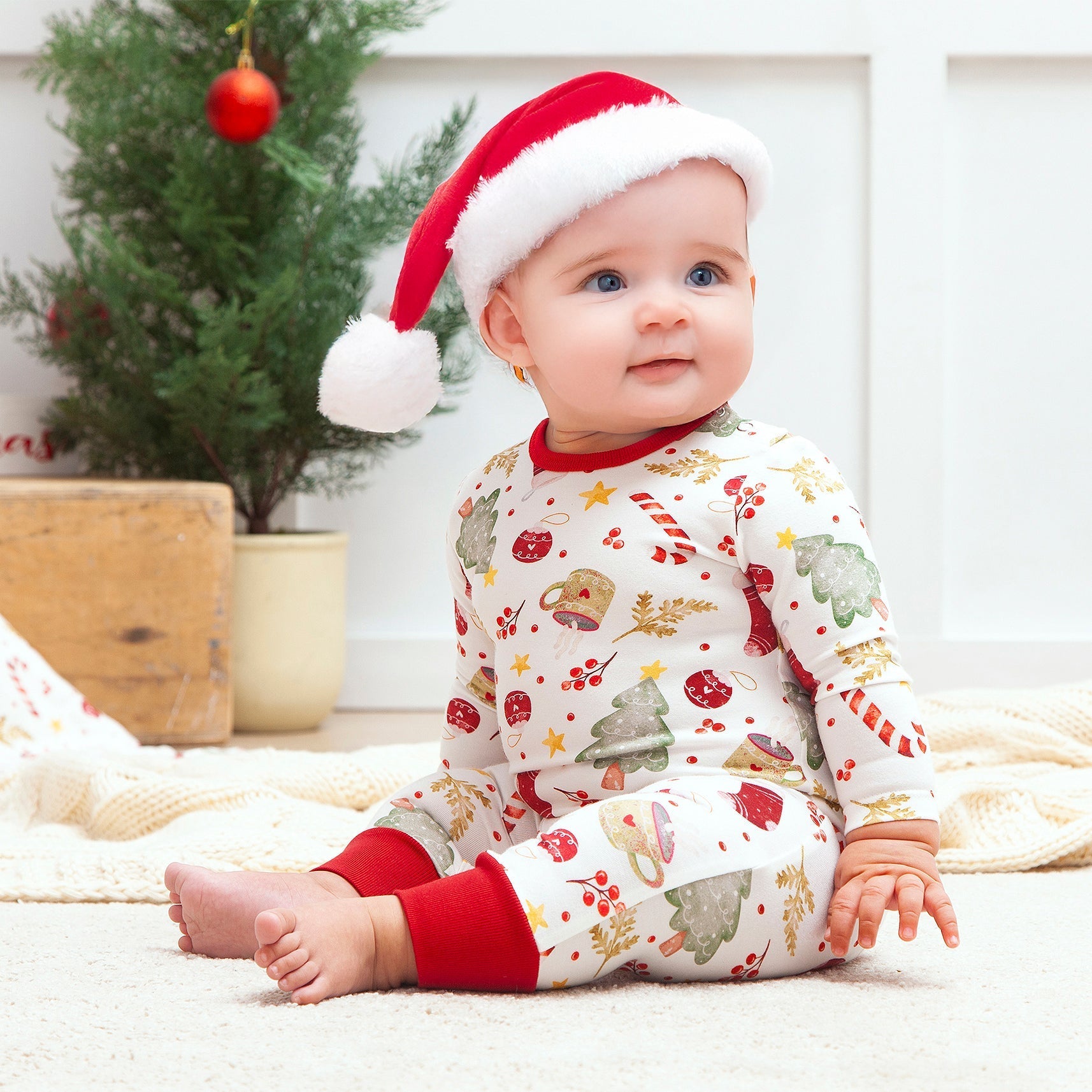 Tesa Babe Baby Holiday Bamboo Romper – Christmas Print One - PieceEveretts Place