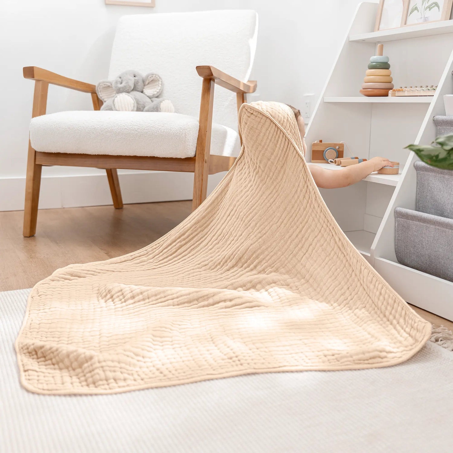 Comfy Cubs Baby Hooded Towels in Cream - 