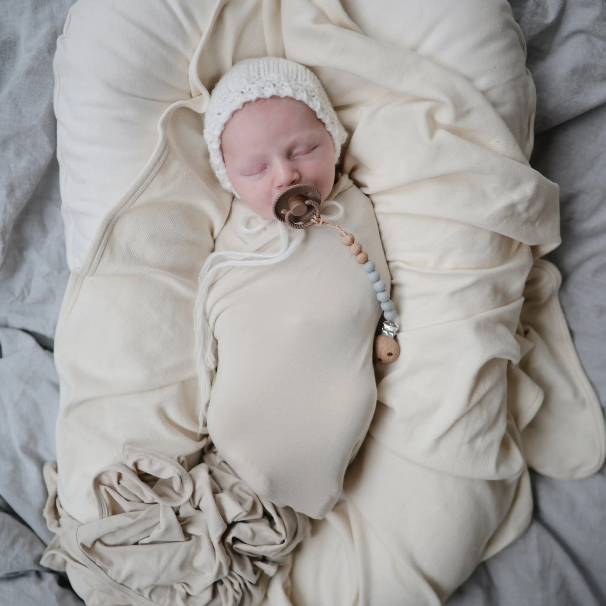 Frigg Rope Natural Rubber Pacifier 2 Pack Mushie