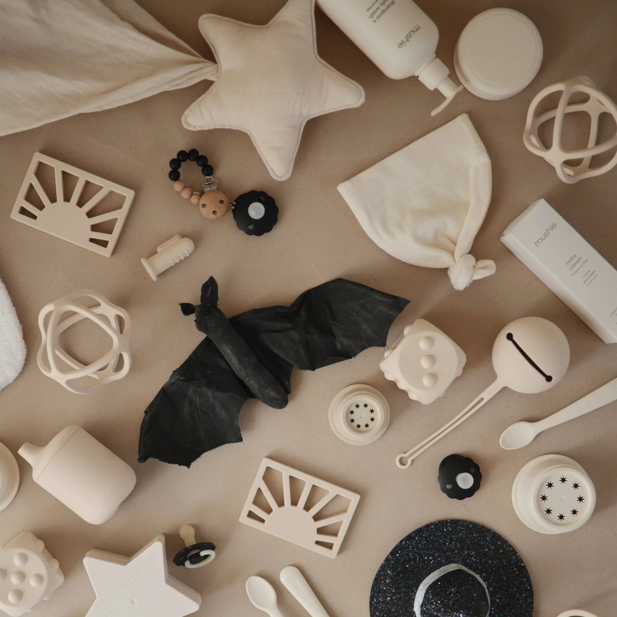 Mushie Ball Teether Made from Non - Toxic Food Grade Silicone for Babies - Everetts Place Boutique - 