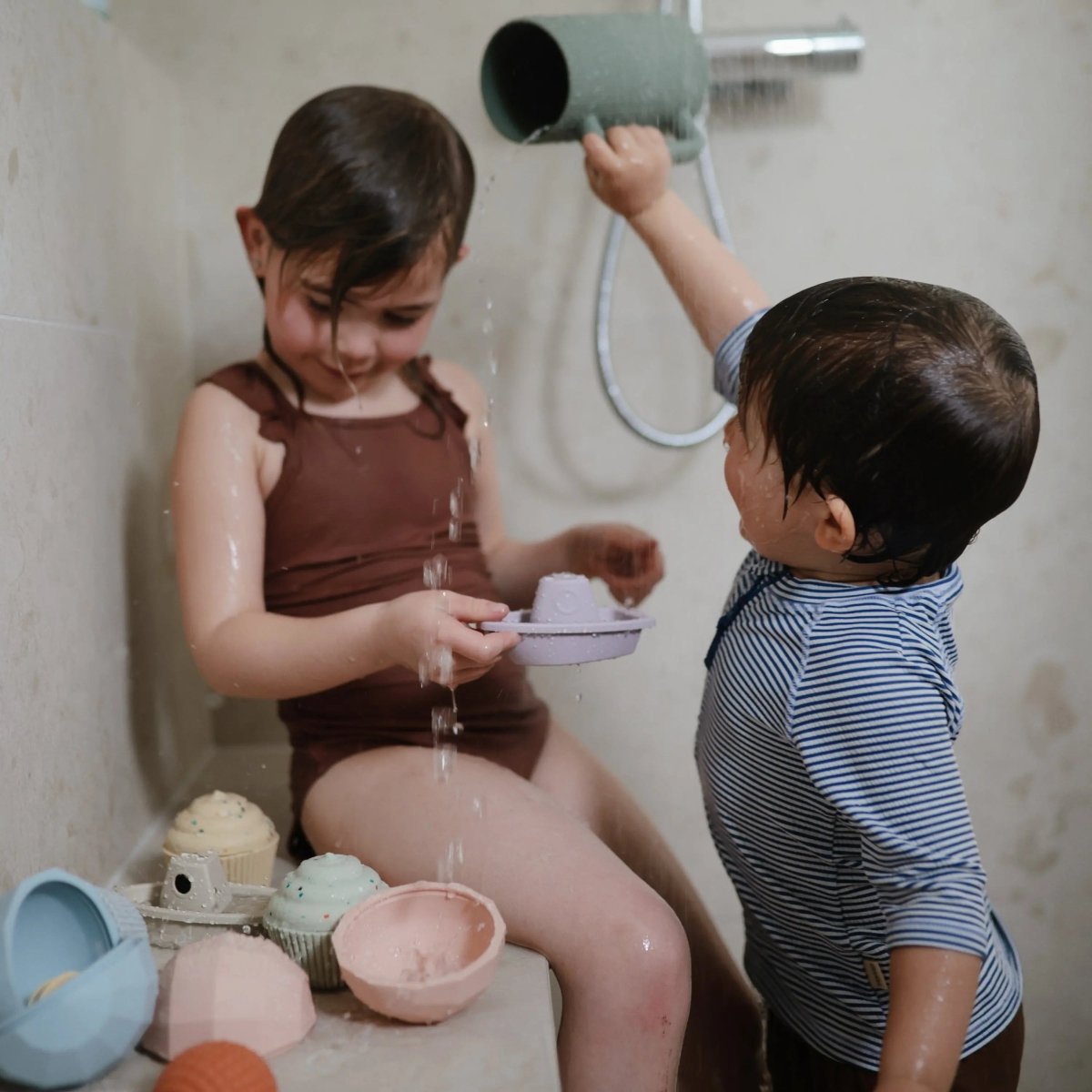 Mushie Bath Rinse Cup for Kids with Textured Grip and Controlled Water Stream - 