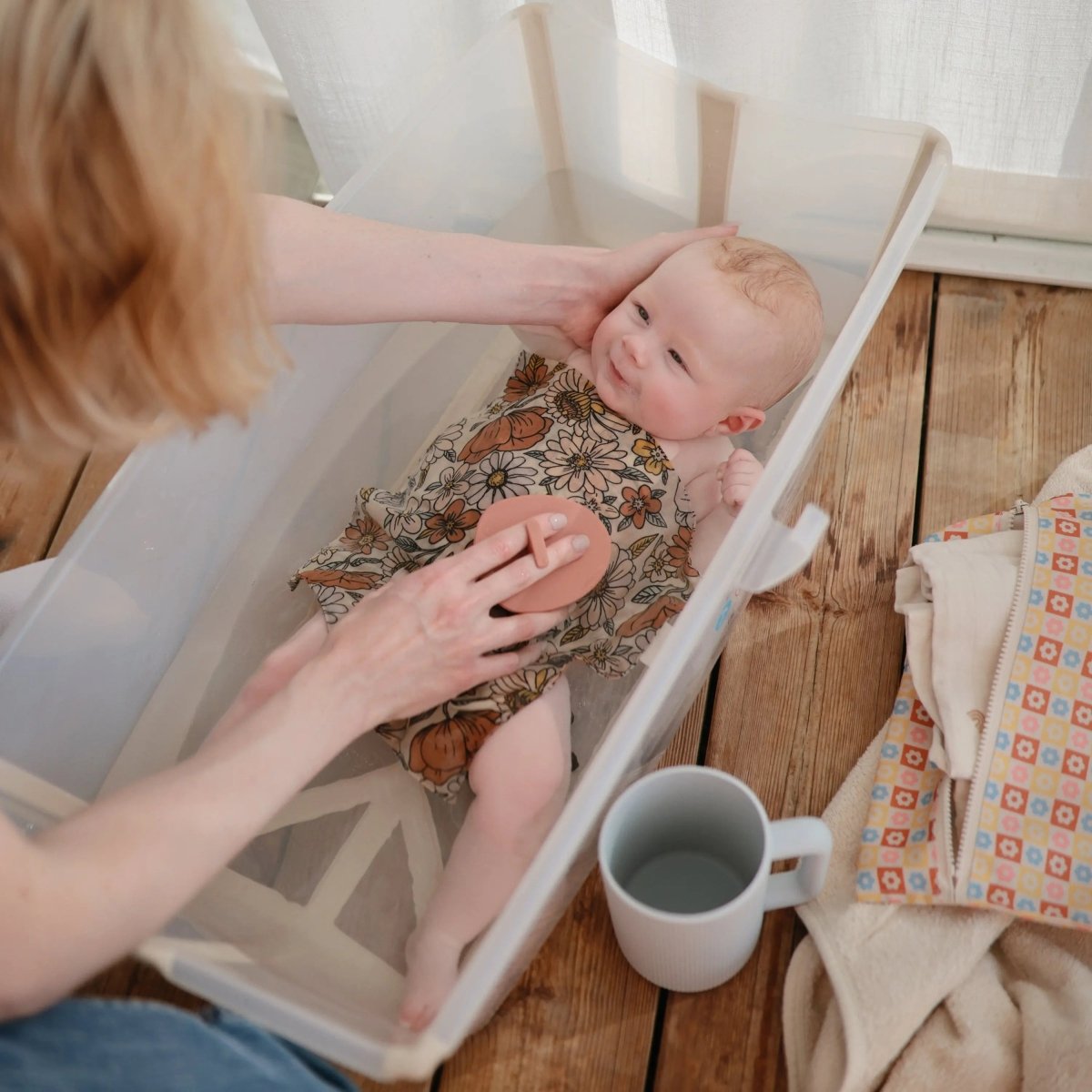 Mushie Bath Rinse Cup for Kids with Textured Grip and Controlled Water Stream - 