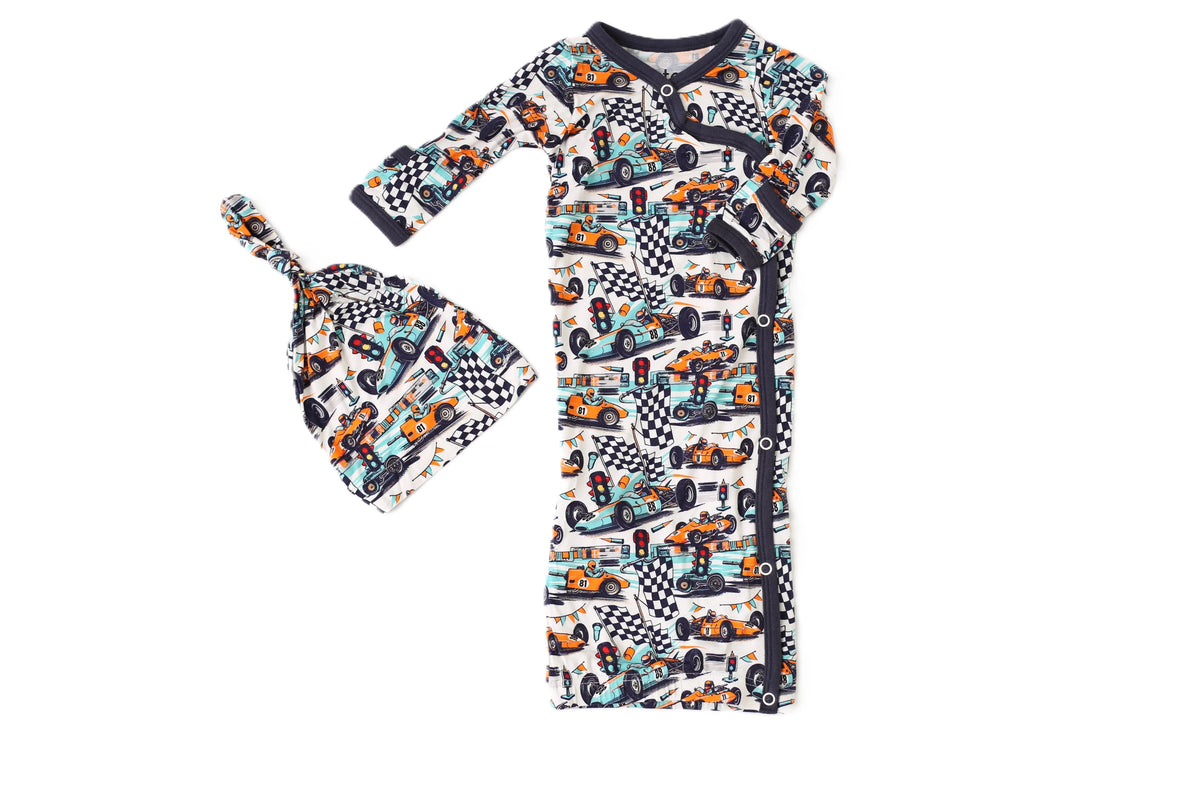 Bestaroo Bestaroo Bamboo Gown and Hat Set for Babies Up to 3 Months - 