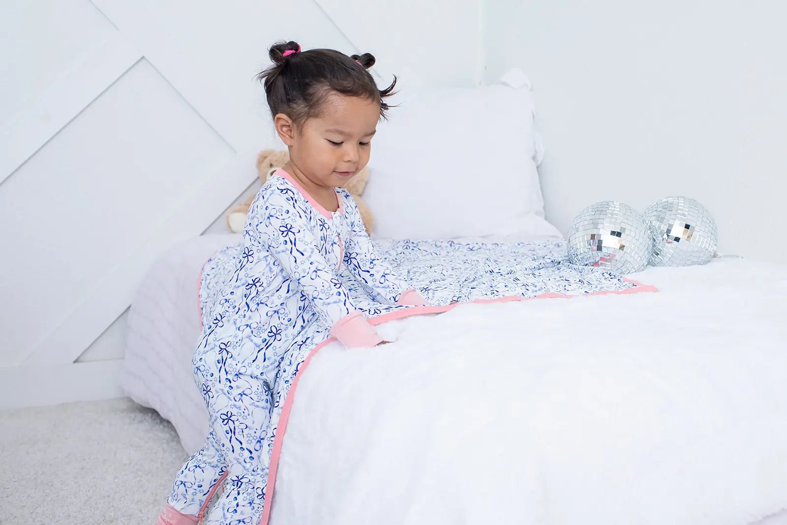 Bestaroo Bestaroo Dreidel Bows Convertible Hanukkah Baby Coverall Bamboo Viscose - 