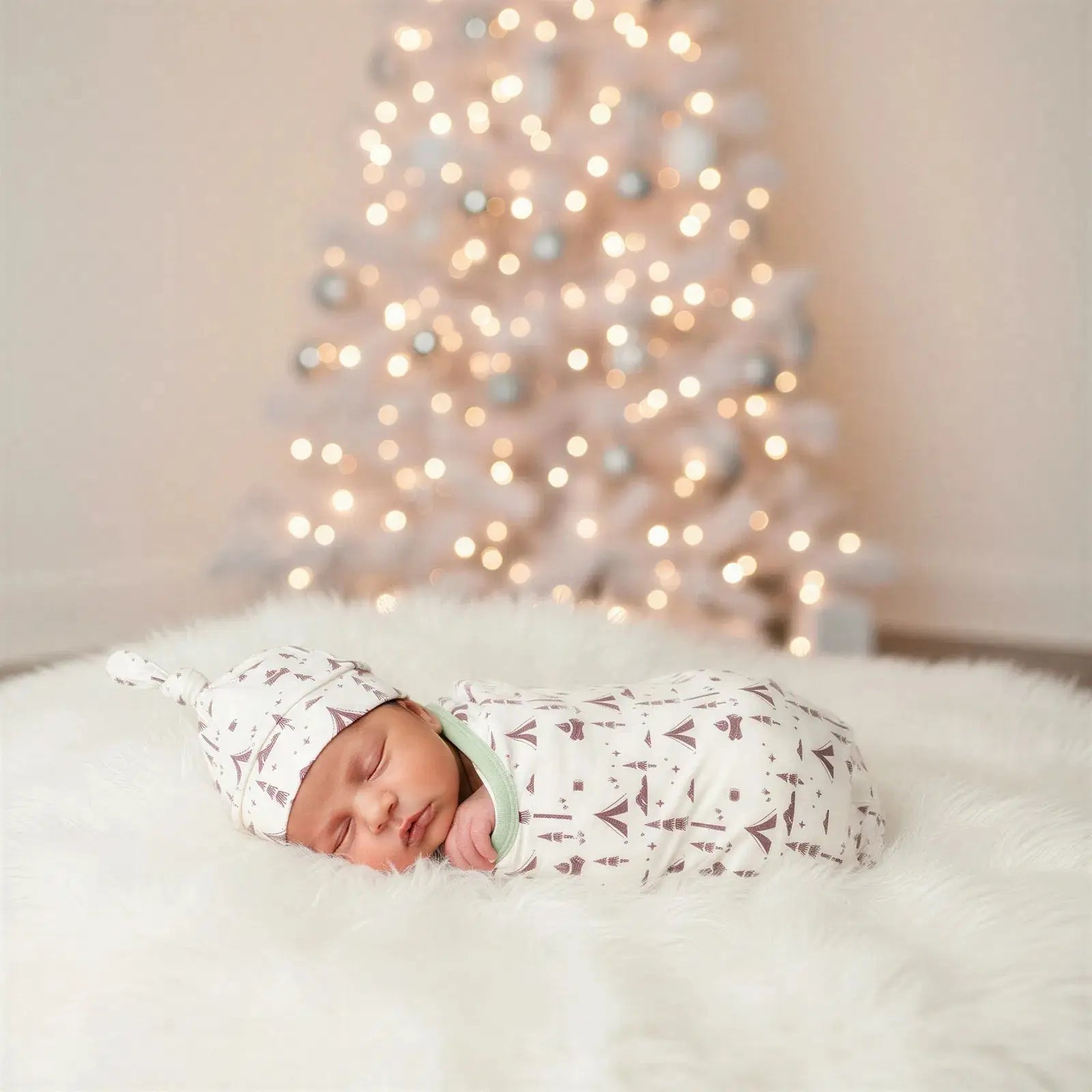 Bestaroo Bestaroo Everglee Oversized 45x45 Swaddle Blanket Stroller Cover Nursing Cover - 