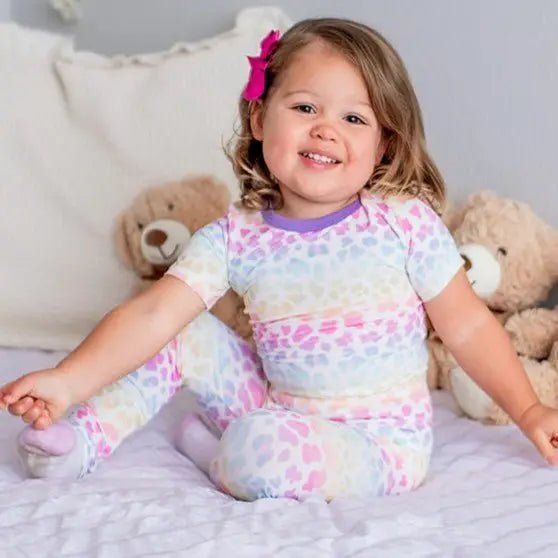 Bestaroo Bestaroo Kids Rainbow Leopard Print Short Sleeve Bamboo Pajamas - 