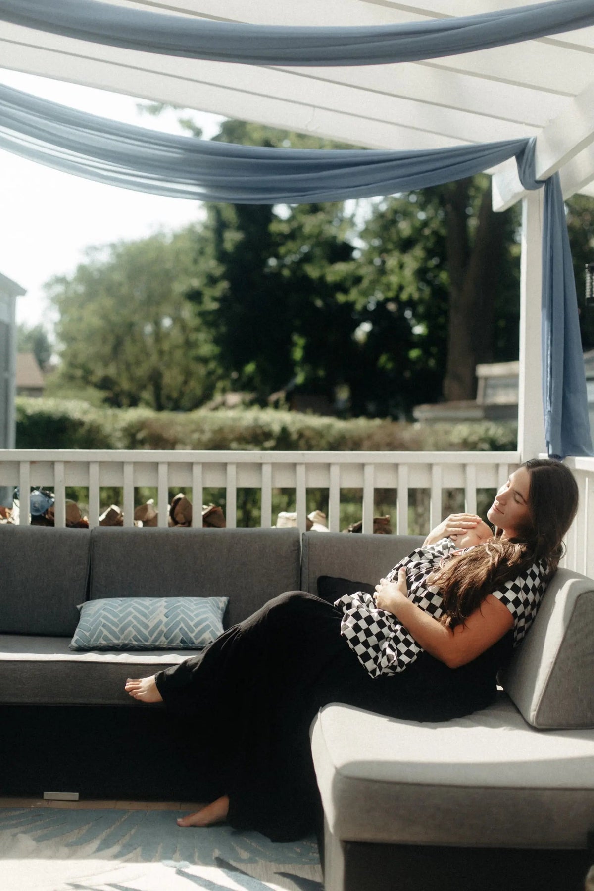 Little Mae & Co Black Race Ring Sling Carrier - 