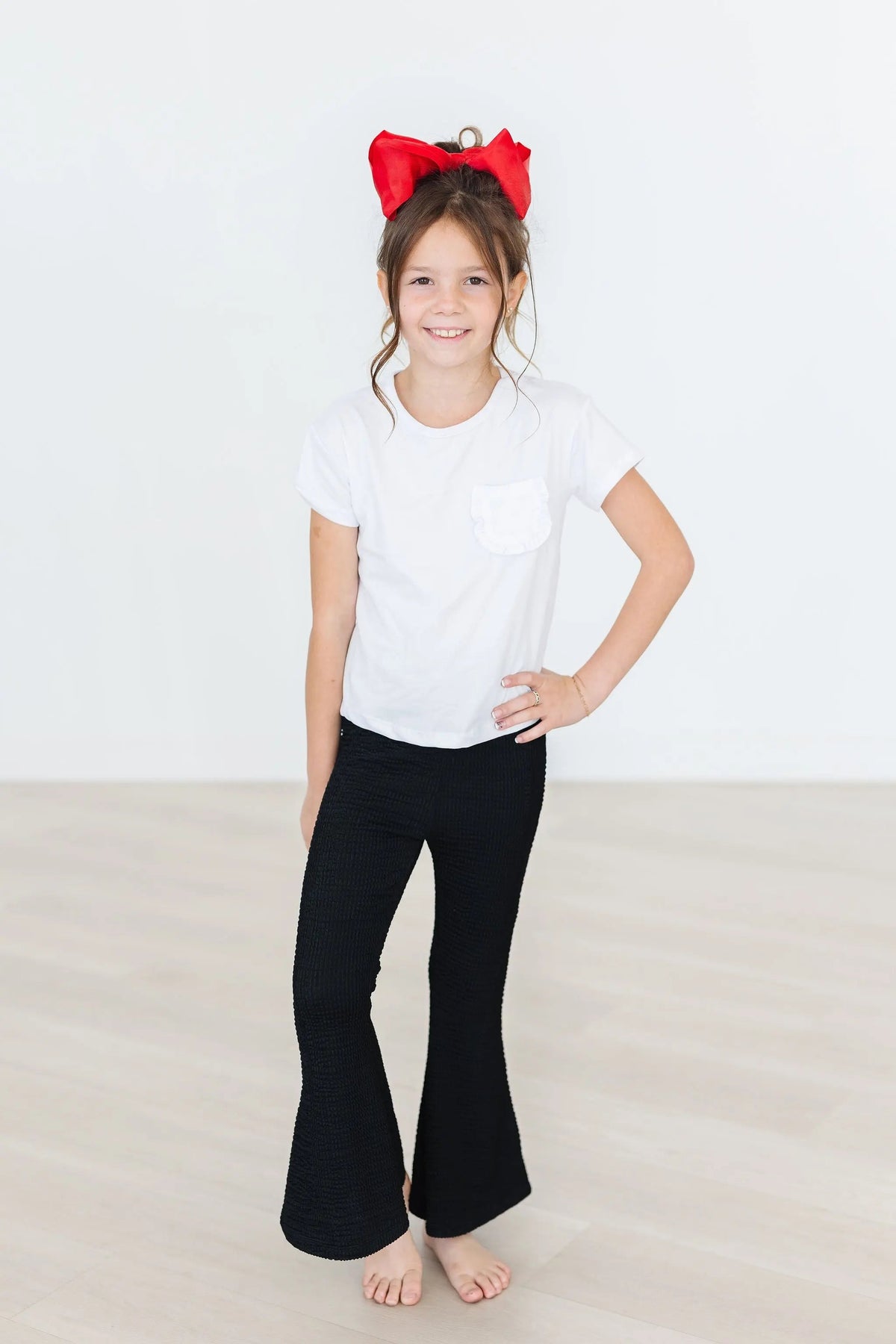 Mila & Rose ® Black Scrunchy Bells - 