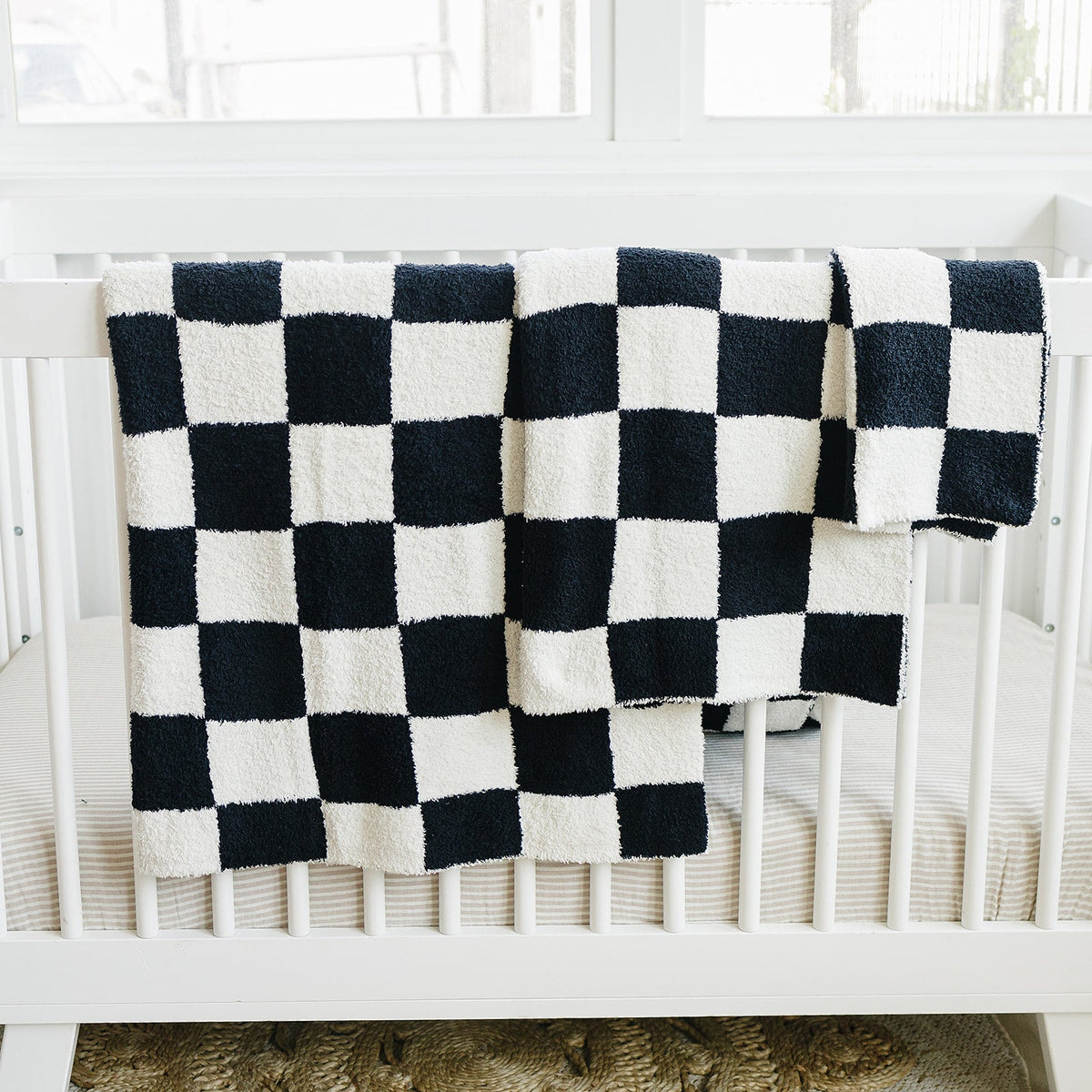 Mebie Baby Black + White Checkered Plush Blanket - 