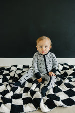 Mebie Baby Black + White Checkered Plush Blanket - 