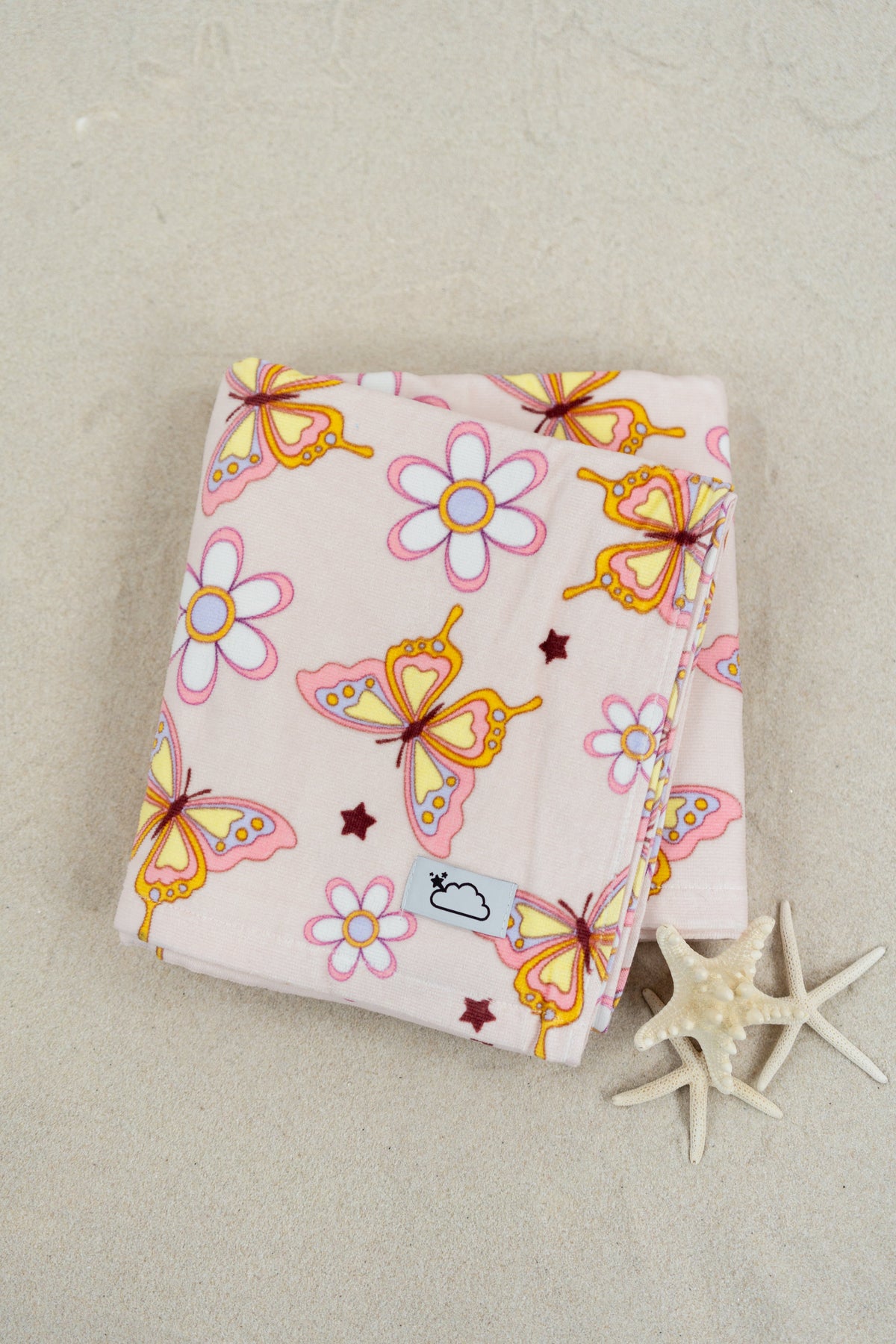 DREAM BIG LITTLE CO BLOSSOMIN’ BUTTERFLY DREAM TOWELEveretts Place