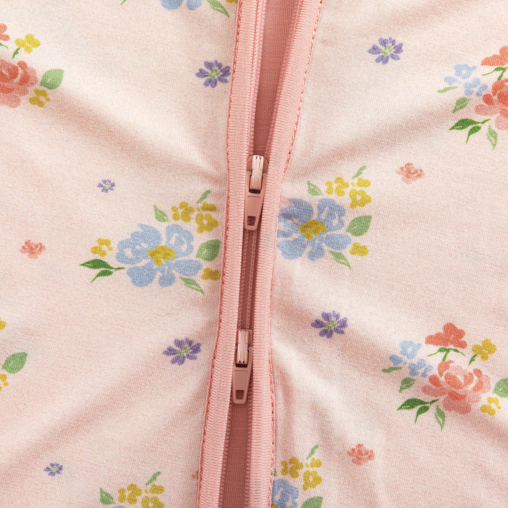 Dreamlet Blush Bloom (Convertible Zip Footies) - 