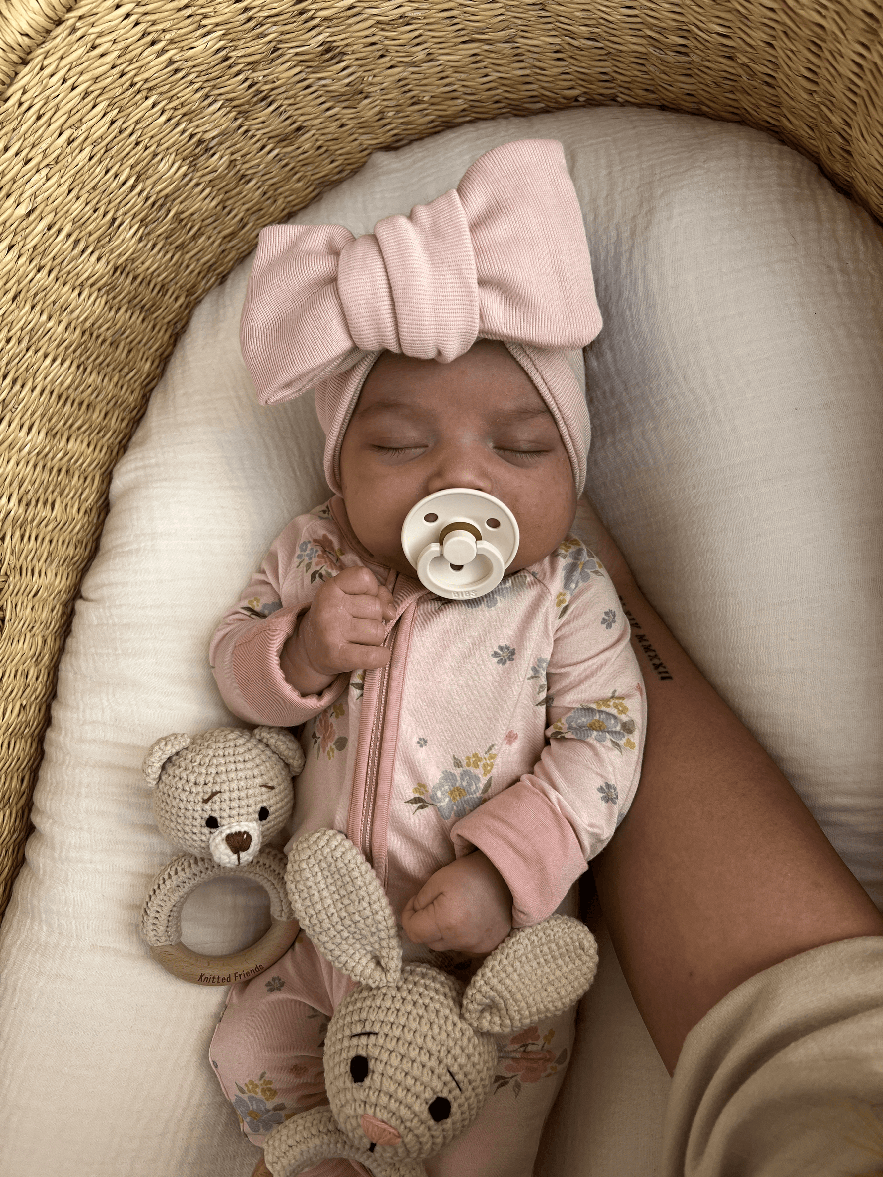 Dreamlet Blush Bloom (Convertible Zip Footies) - 