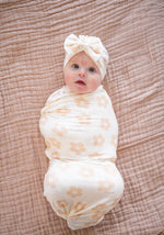 Harp Angel Boutique Blush Daisy Bamboo Stretch Swaddle Blanket | Harp Angel Boutique