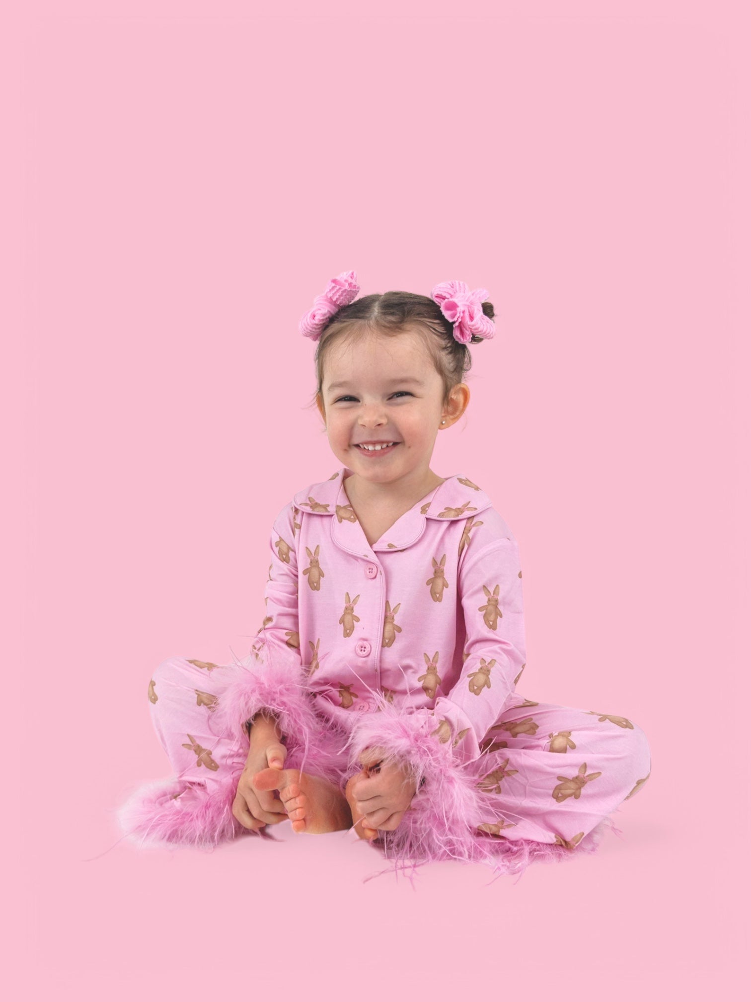 DREAM BIG LITTLE CO BLUSHIN' BUNNIES GIRL'S FLARE FEATHERED DREAM SETEveretts Place