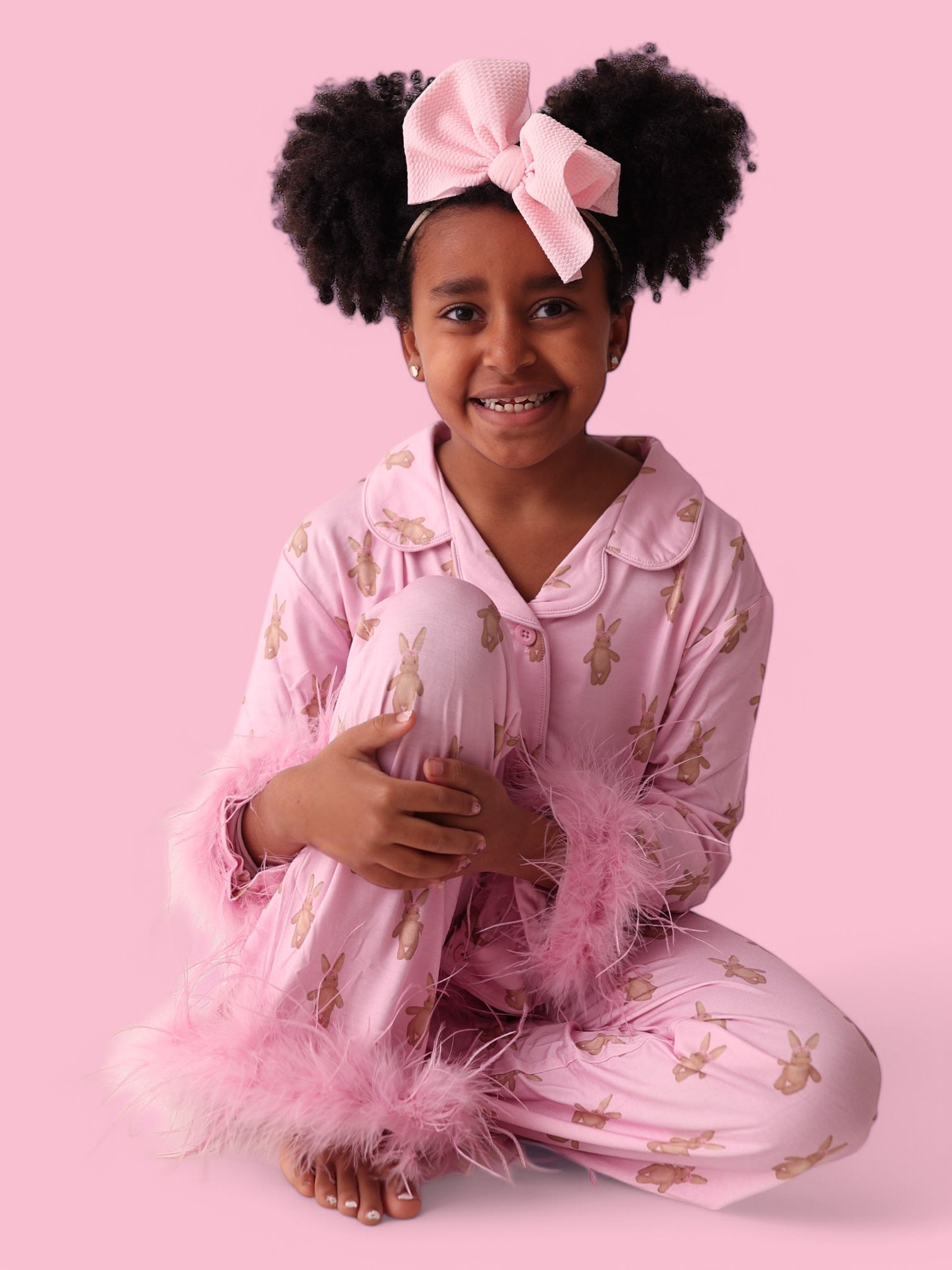 DREAM BIG LITTLE CO BLUSHIN' BUNNIES GIRL'S FLARE FEATHERED DREAM SETEveretts Place