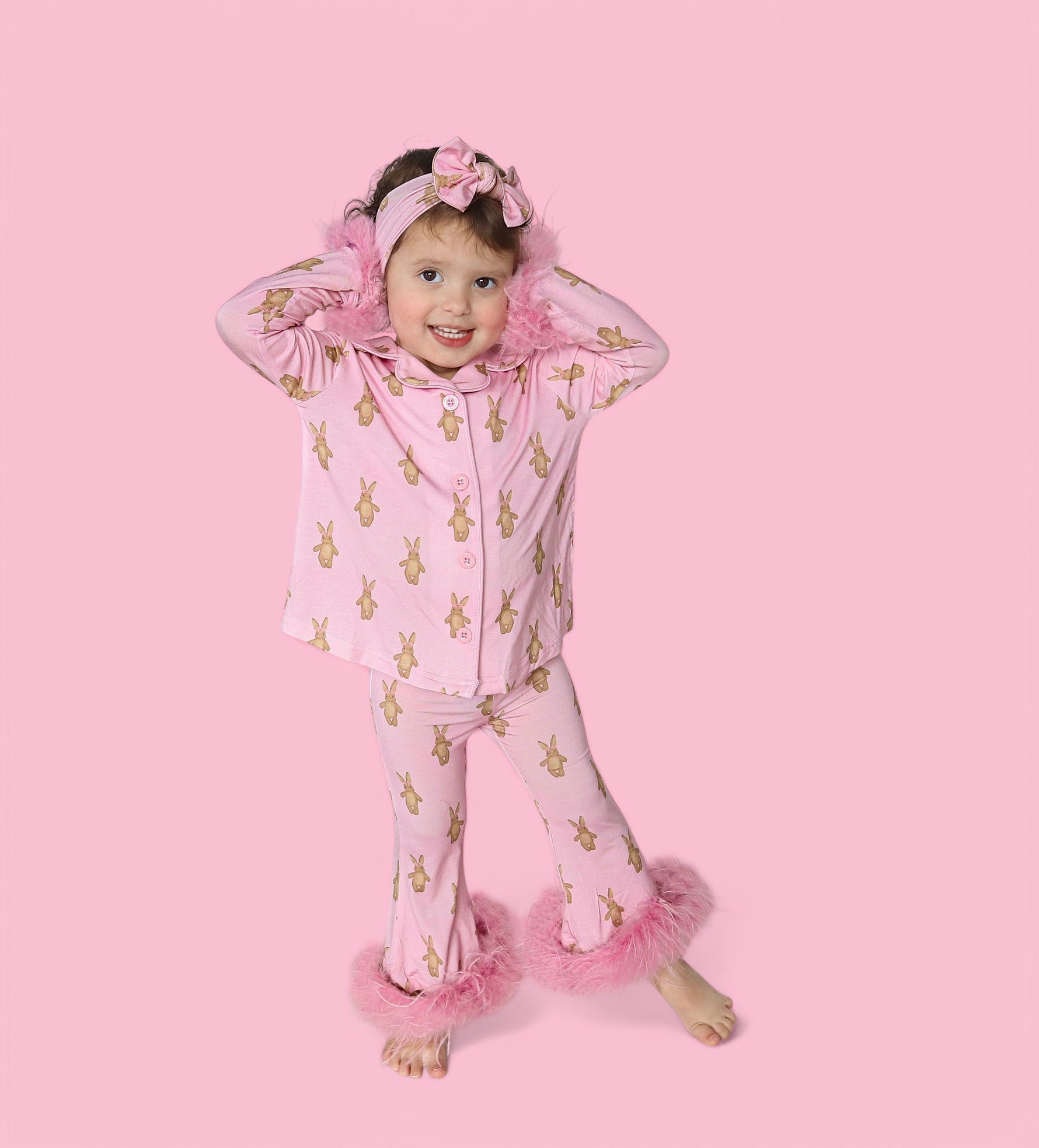 DREAM BIG LITTLE CO BLUSHIN' BUNNIES GIRL'S FLARE FEATHERED DREAM SETEveretts Place