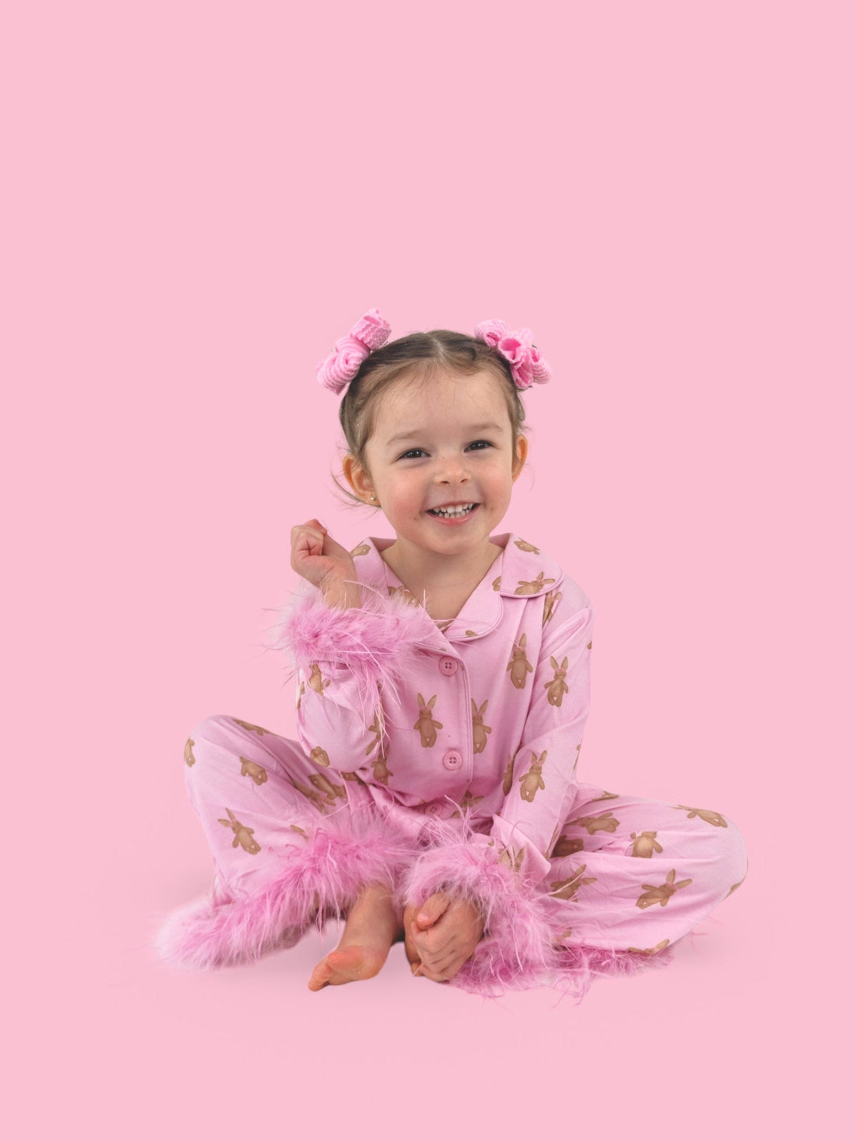 DREAM BIG LITTLE CO BLUSHIN' BUNNIES GIRL'S FLARE FEATHERED DREAM SETEveretts Place
