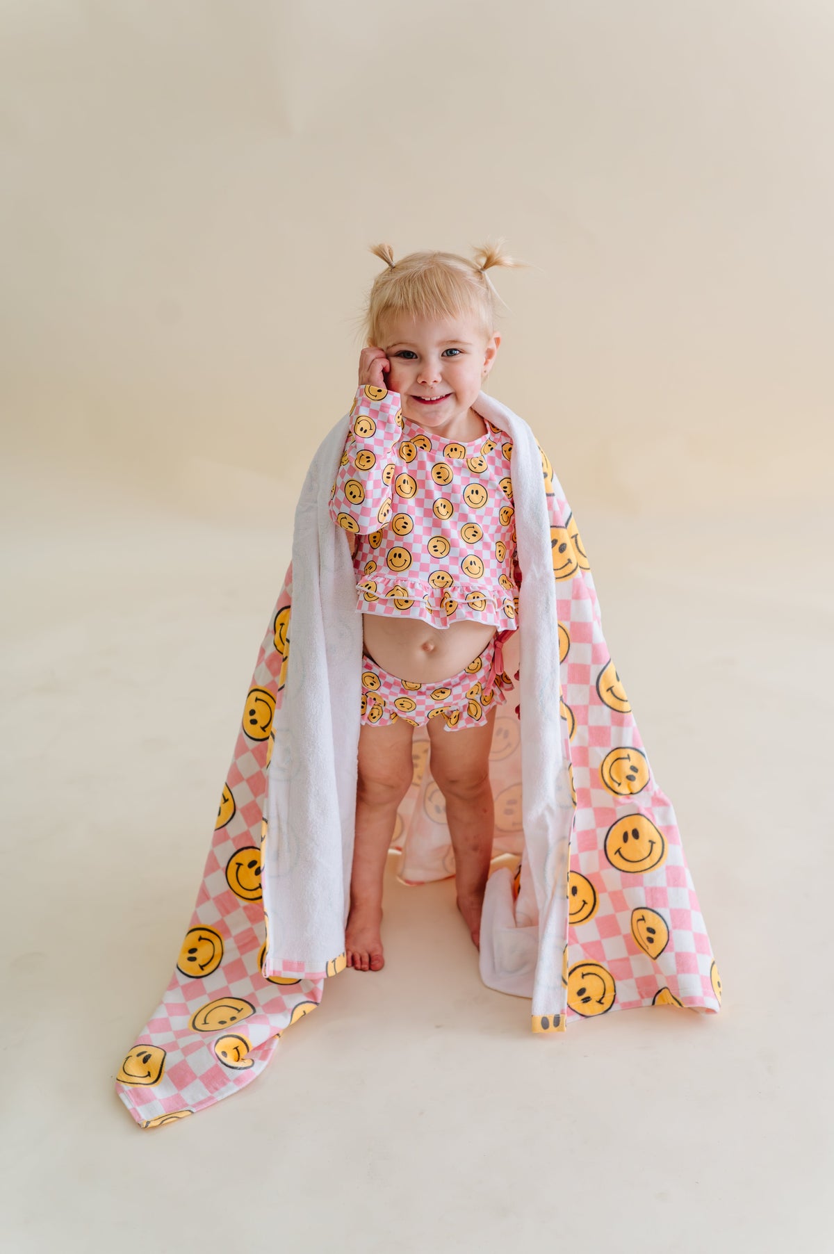 DREAM BIG LITTLE CO BLUSHIN' CHECKERS DREAM RASH GUARD RUFFLE TWO - PIECE SWIM SUITEveretts Place