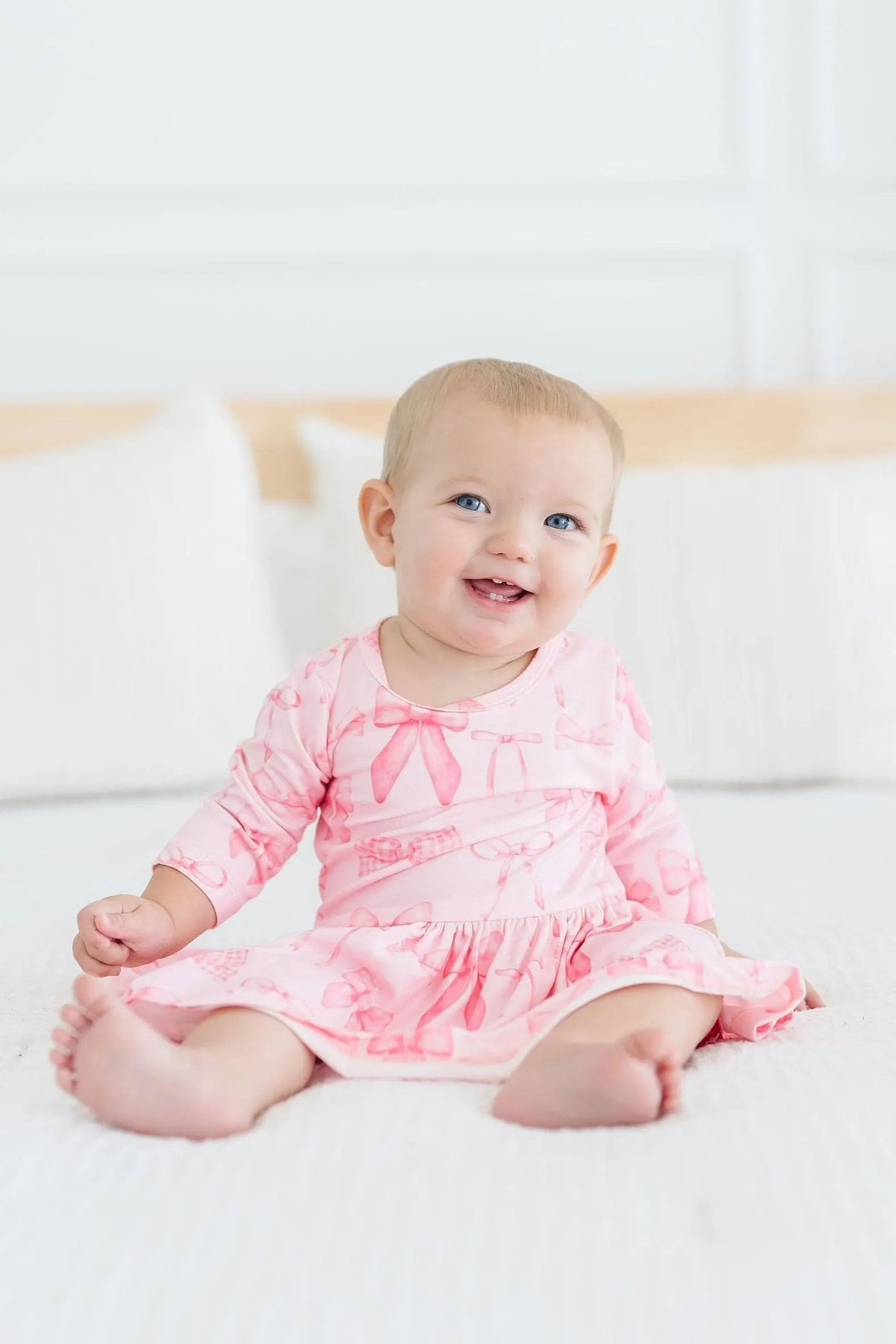 Mila & Rose ® Blushing Bows 3/4 Sleeve Twirl Bodysuit - 