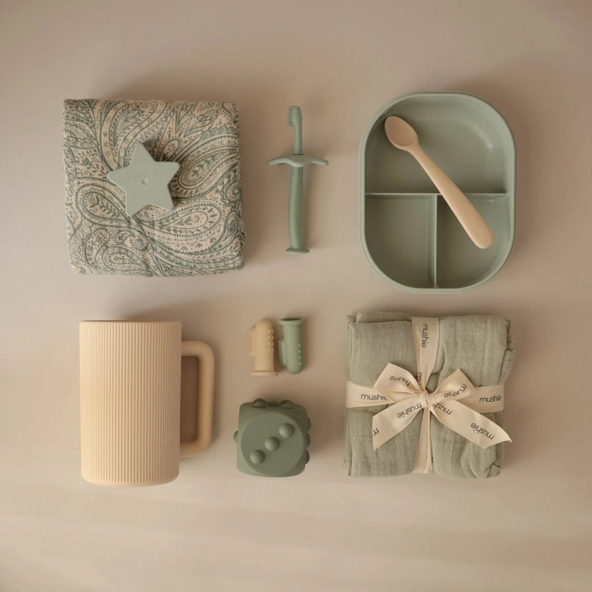 Mushie BPA Free Plastic Lunchbox with Built In Compartments and Locking Utensils - 