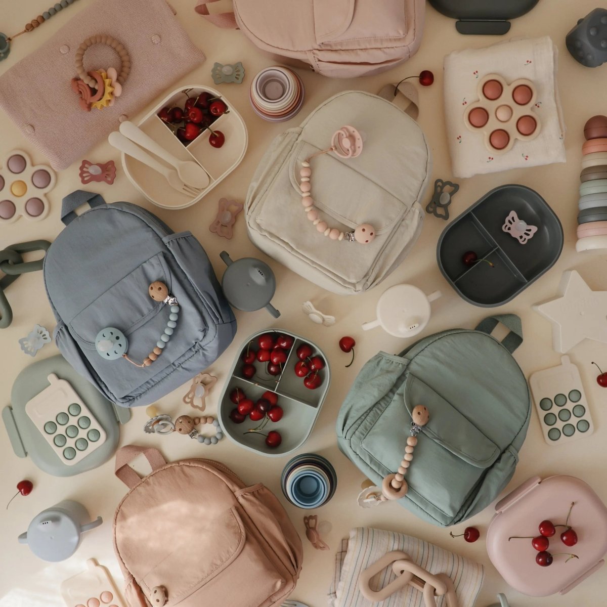 Mushie BPA Free Plastic Lunchbox with Built In Compartments and Locking Utensils - 