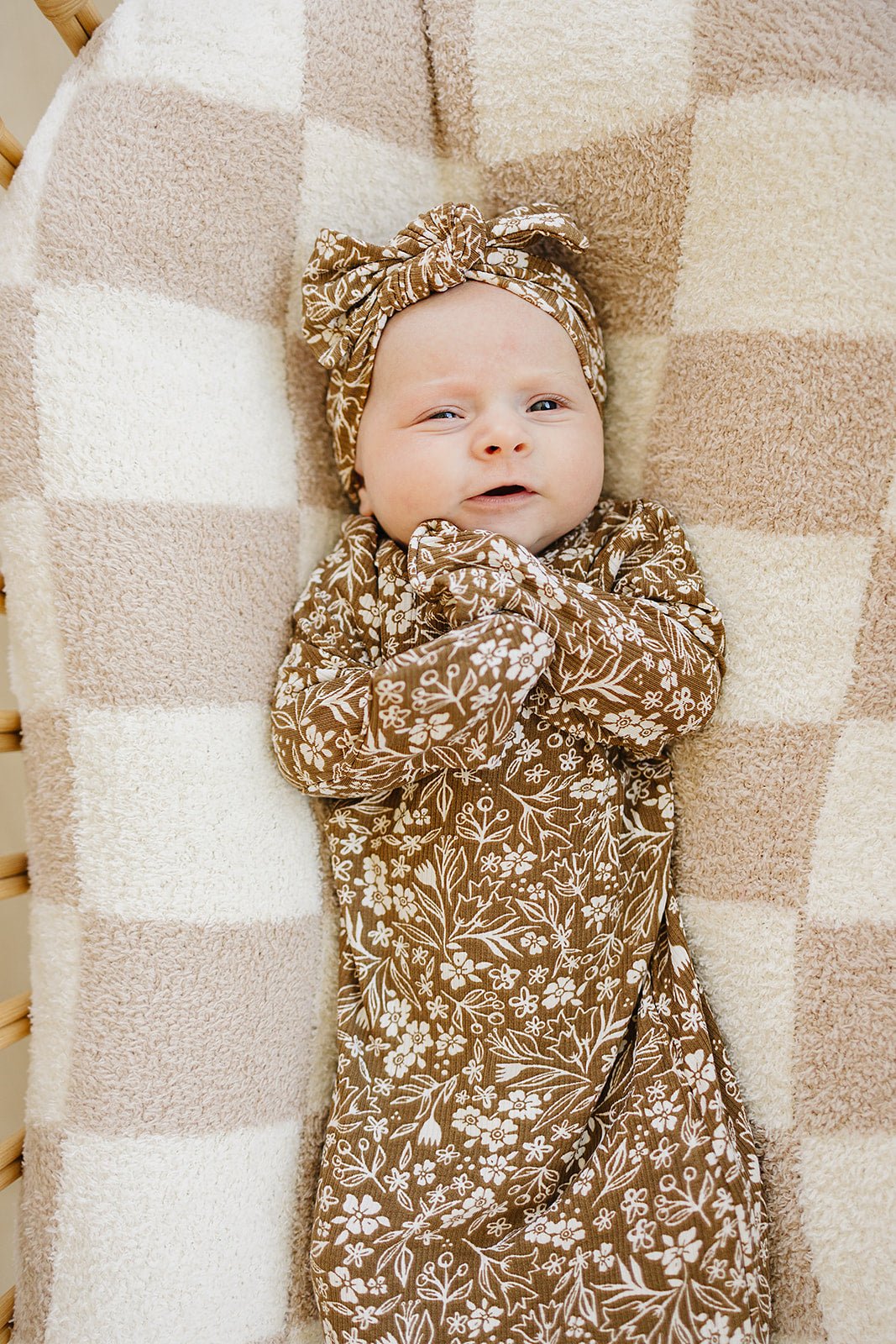 Mebie Baby Brown Floral Ribbed Bamboo Knot Gown - 