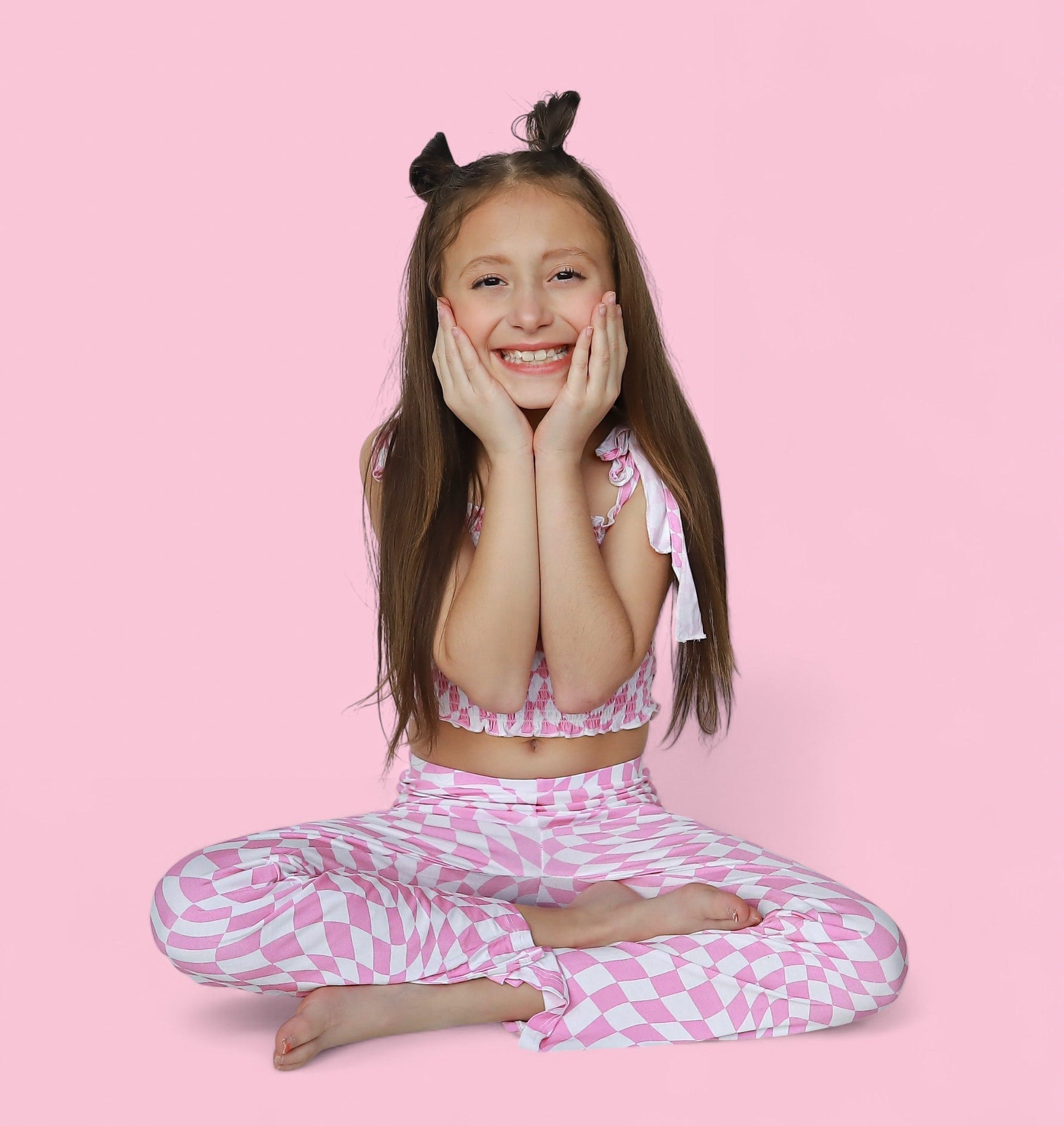 DREAM BIG LITTLE CO BUBBLEGUM WAVY CHECKERS DREAM SMOCKED FLARE SETEveretts Place