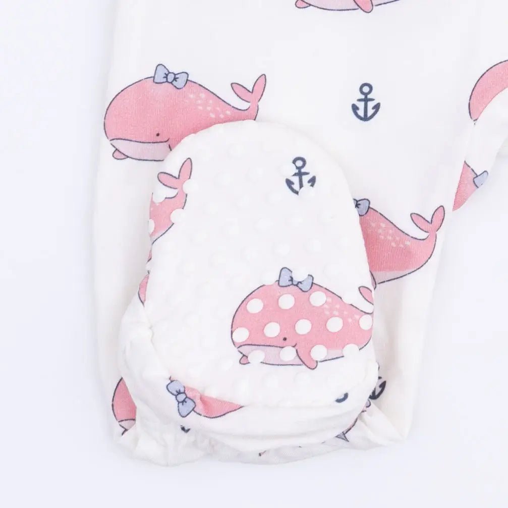 Angel Dear Bubbly Whale with Bow Pink - 2 Way Ruffle Back Zipper Footie - 