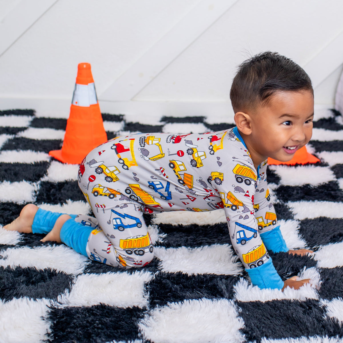 Builders  Convertible Coverall by Bestaroo